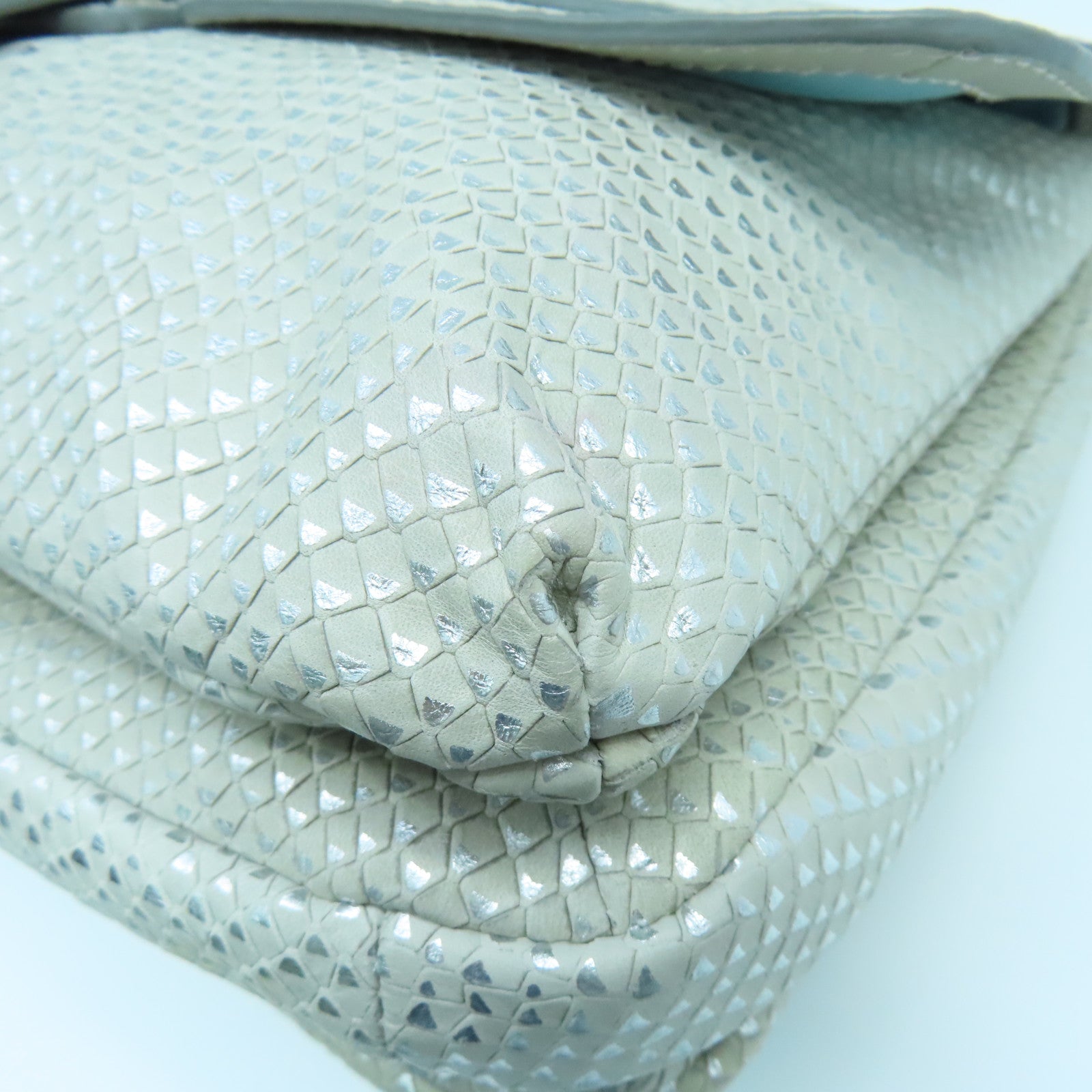 COACH 皮革Pouch Shoulder銀扣肩背袋銀色