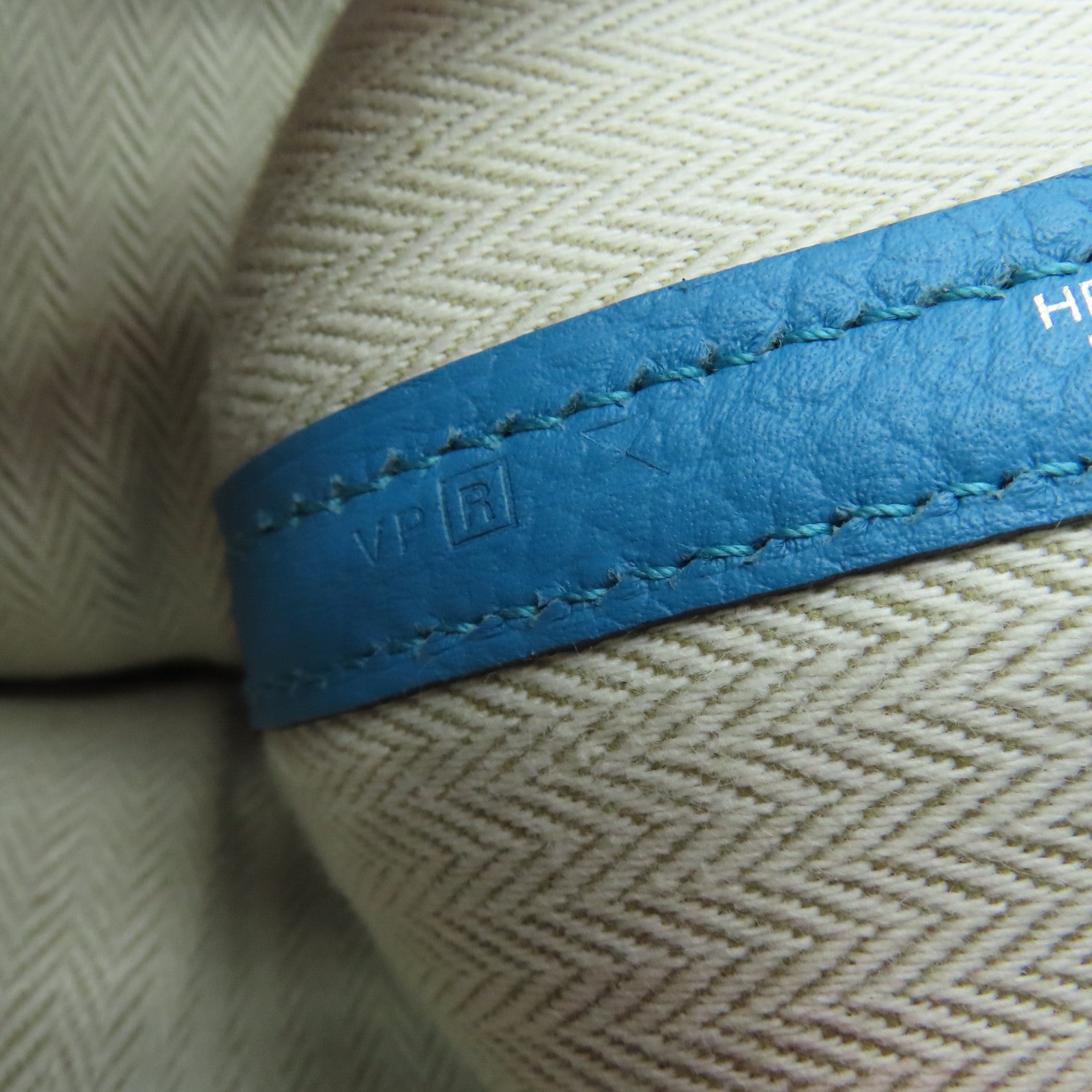 HERMES Togo Leather Garden Party PM Silver Button Handle Bag Blue