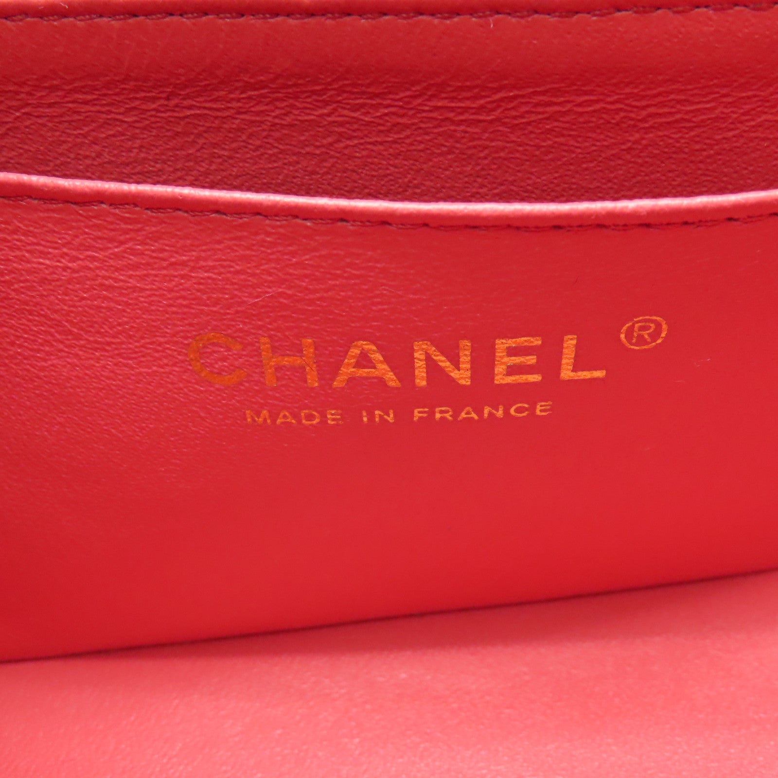 CHANEL 菱格牛皮皮革Classic Flap 20cm金扣鏈帶肩背袋粉紅色
