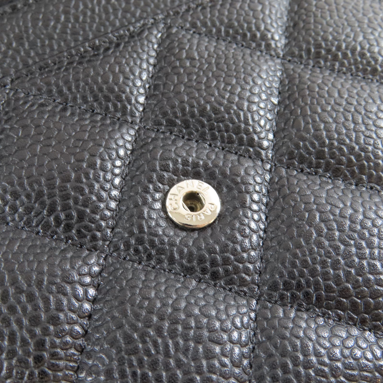 CHANEL 菱格Caviar皮革Wallet On Chain銀扣鏈帶肩背袋黑色