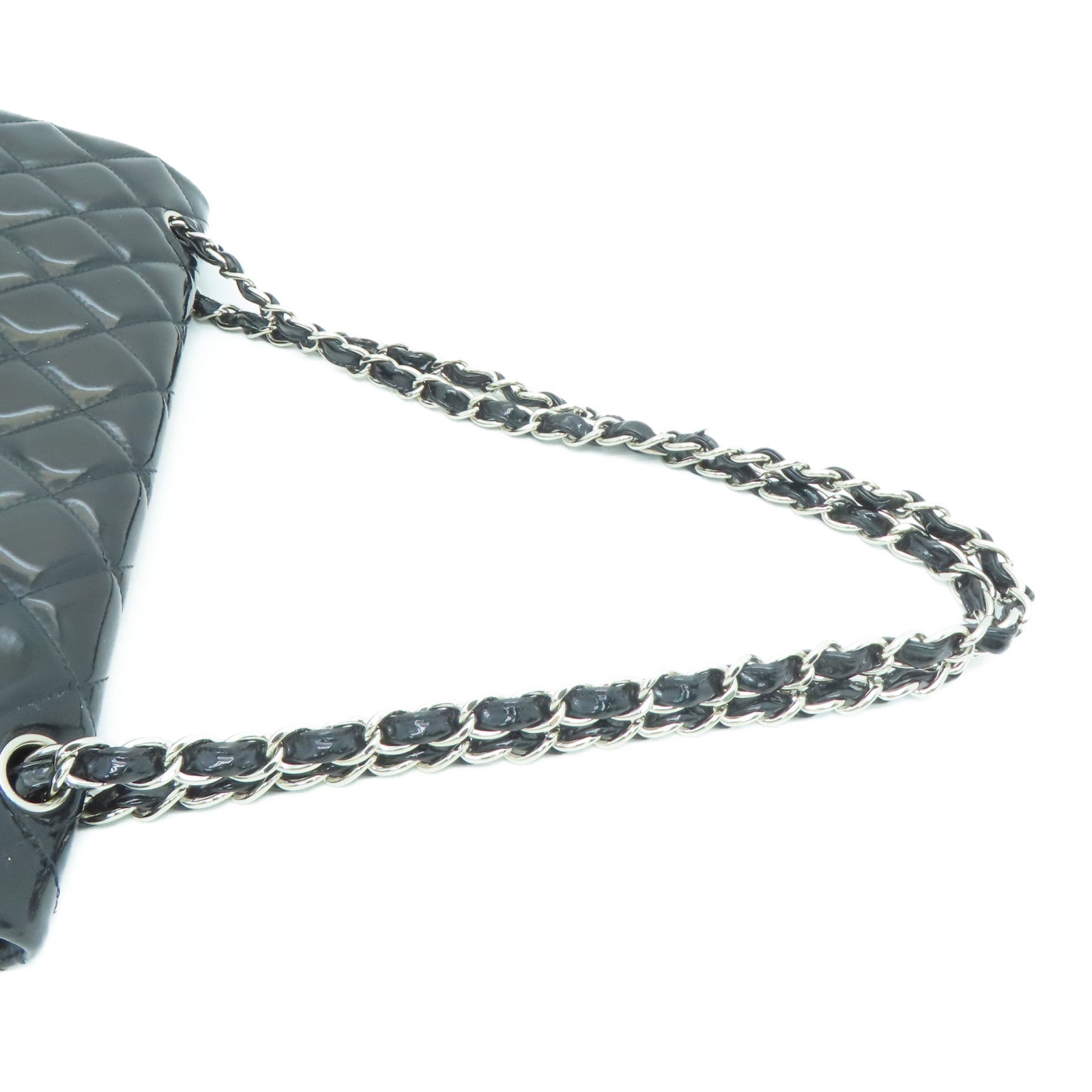 CHANEL 菱格漆皮皮革Chain Shoulder銀扣肩背袋黑色