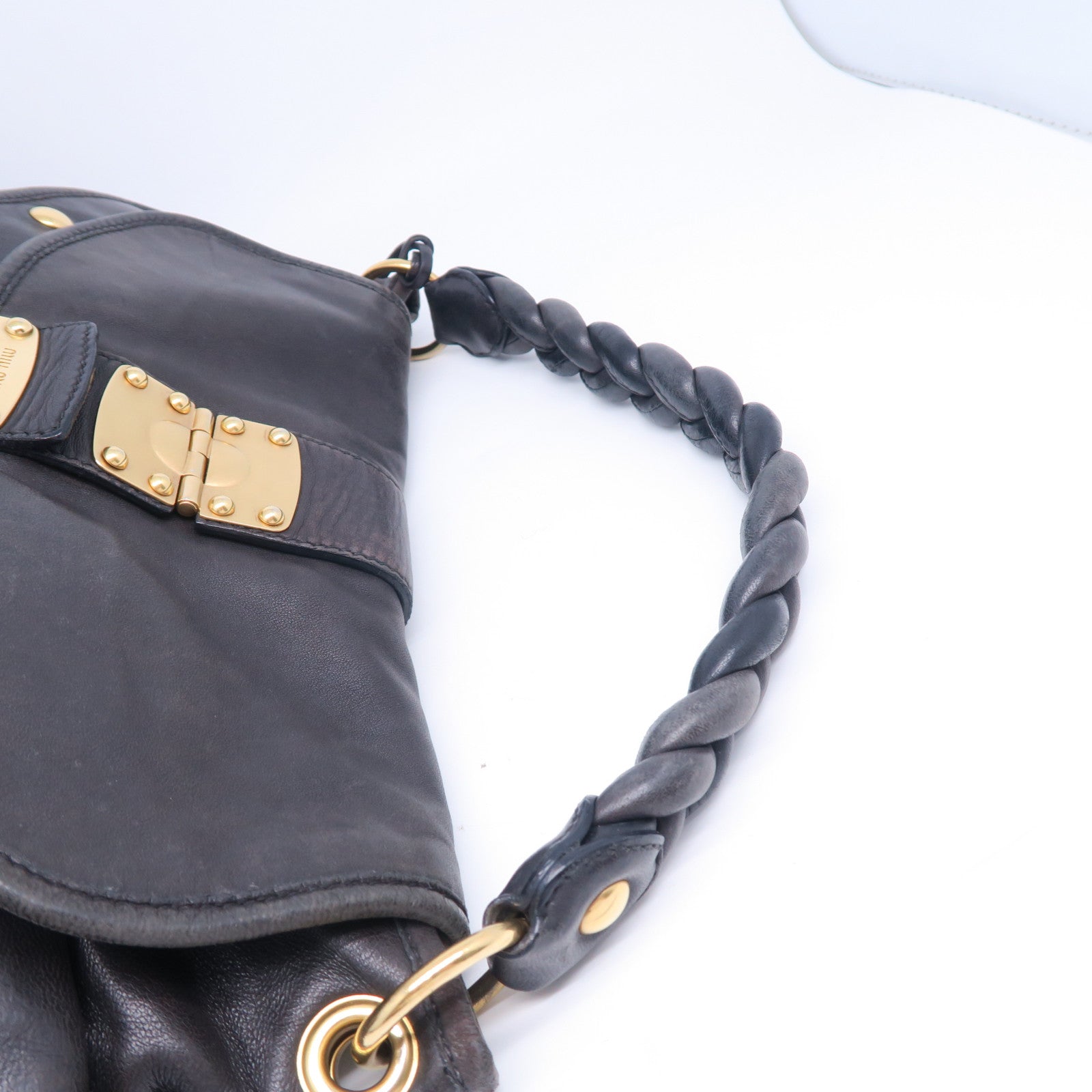 Miu Miu 牛皮皮革2 Way Bag金扣手挽肩背兩用袋黑色