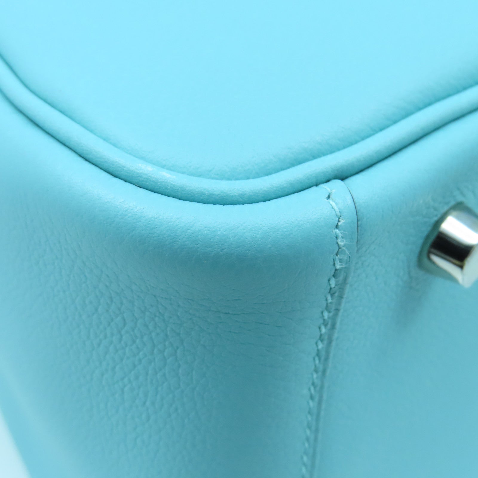 HERMES Evercolor皮革Lindy 30银扣手挽肩背两用袋Blue Atoll浅蓝色