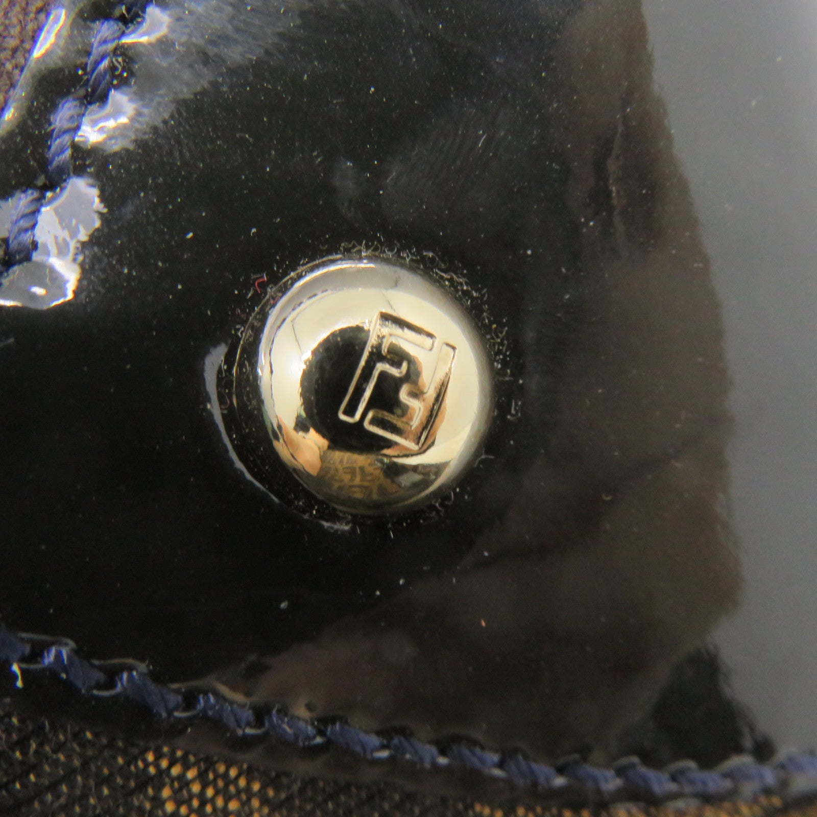 FENDI 帆布Vintage Tote Bag金扣手挽袋啡色