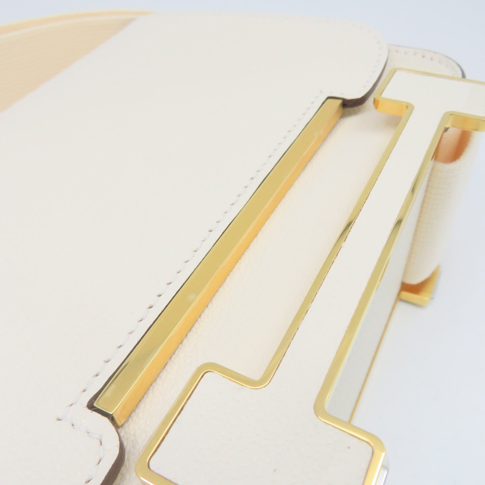 HERMES Chevre皮革Geta Shoulder Bag金扣肩背袋Nata奶油白色
