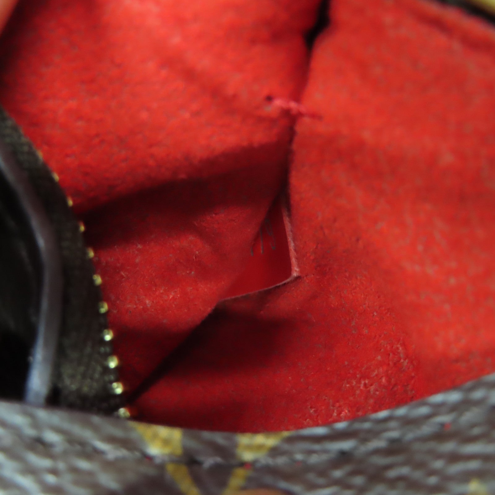 LOUIS VUITTON Monogram NeoNoe Shoulder Bag肩背袋啡色/紅色