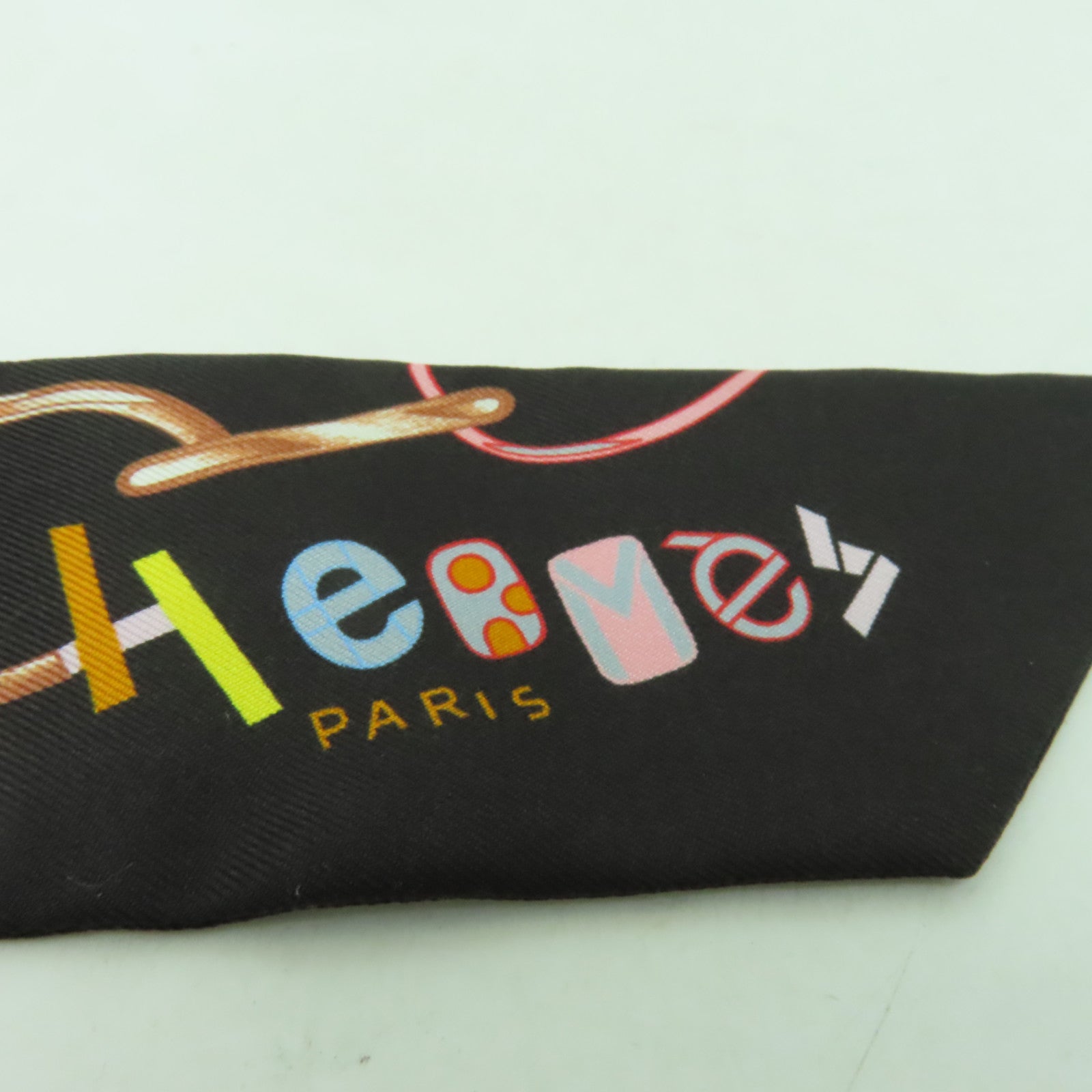 HERMES 絲質Twilly絲巾黑色/彩色