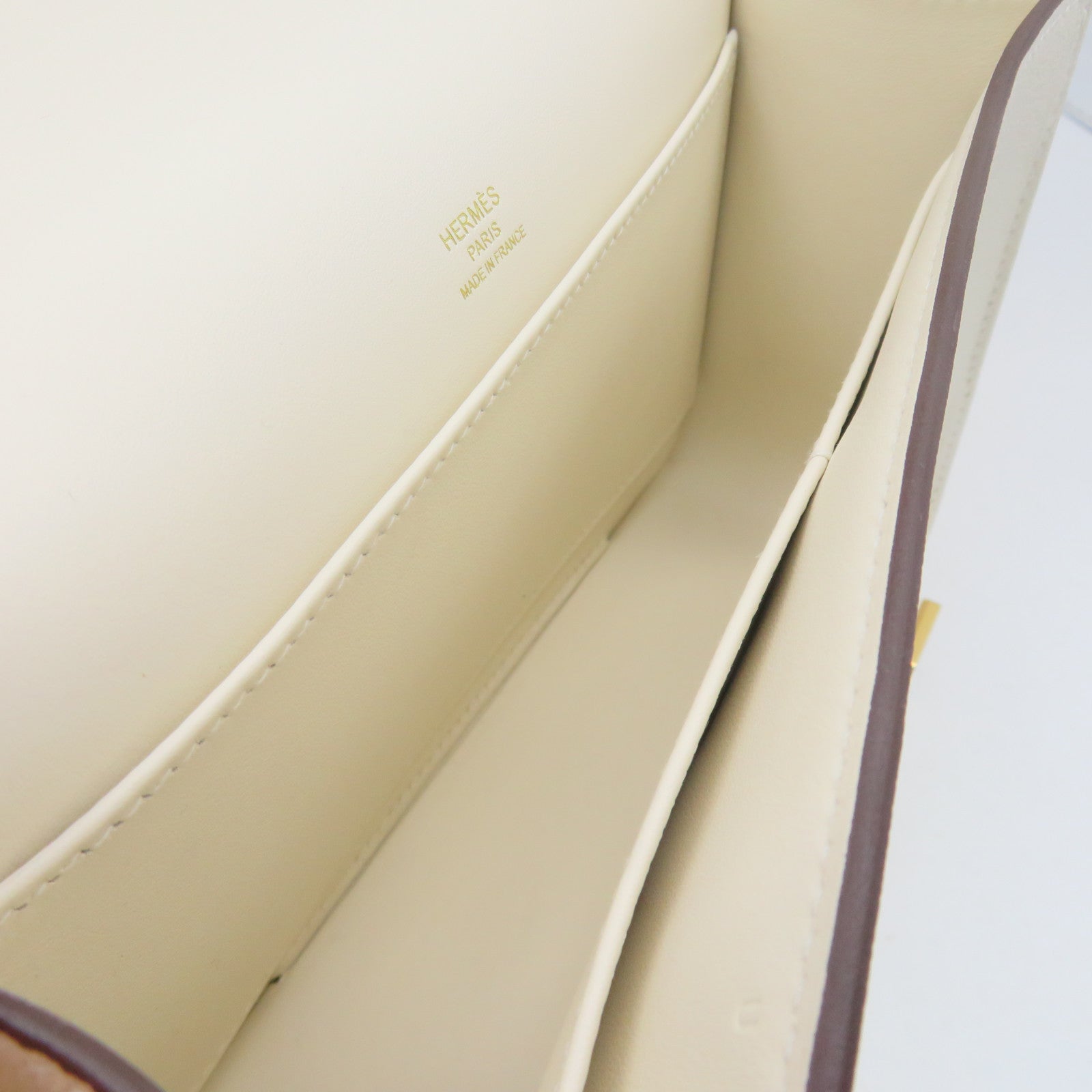 HERMES Chevre皮革Geta Shoulder Bag金扣肩背袋Nata奶油白色