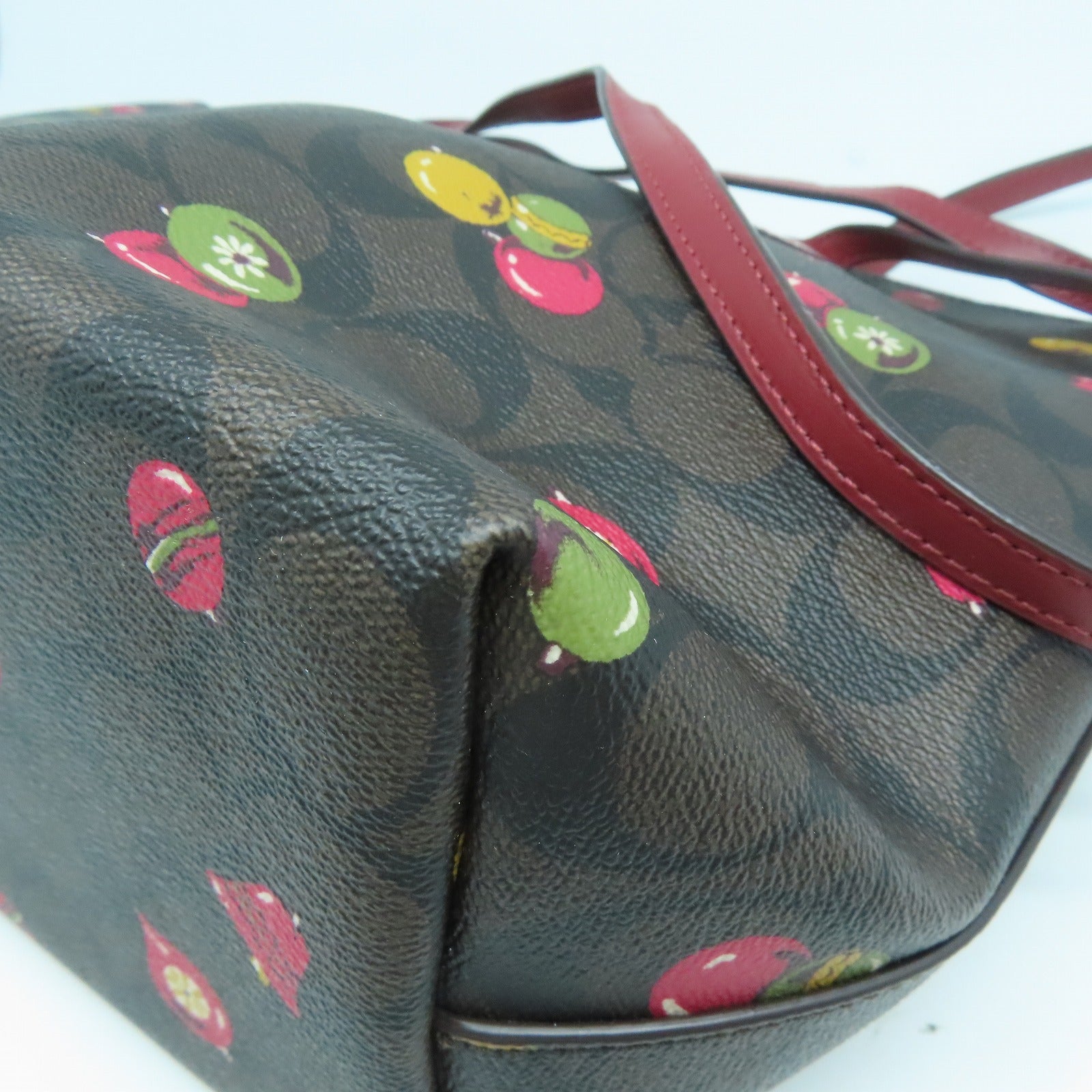COACH 塗層帆布Shoulder Bag金扣肩背袋啡色