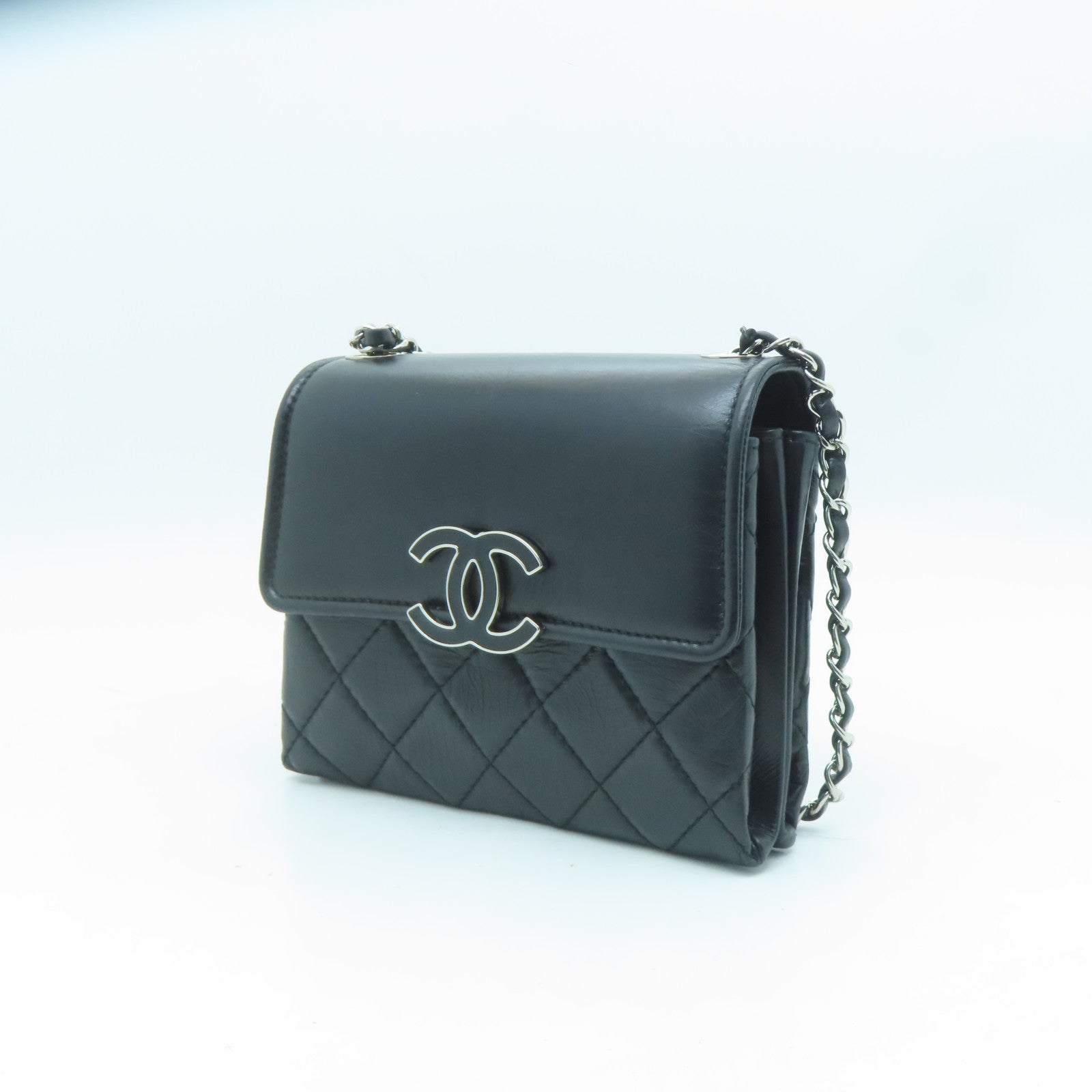 CHANEL 菱格牛皮皮革Chain Shoulder銀扣鏈帶肩背袋黑色