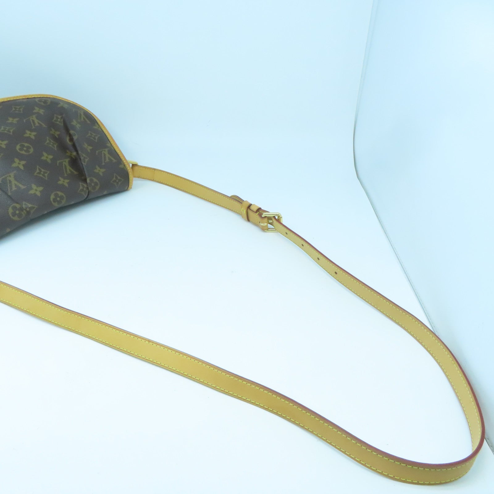 LOUIS VUITTON Monogram Menilmontant PM金扣肩背袋啡色