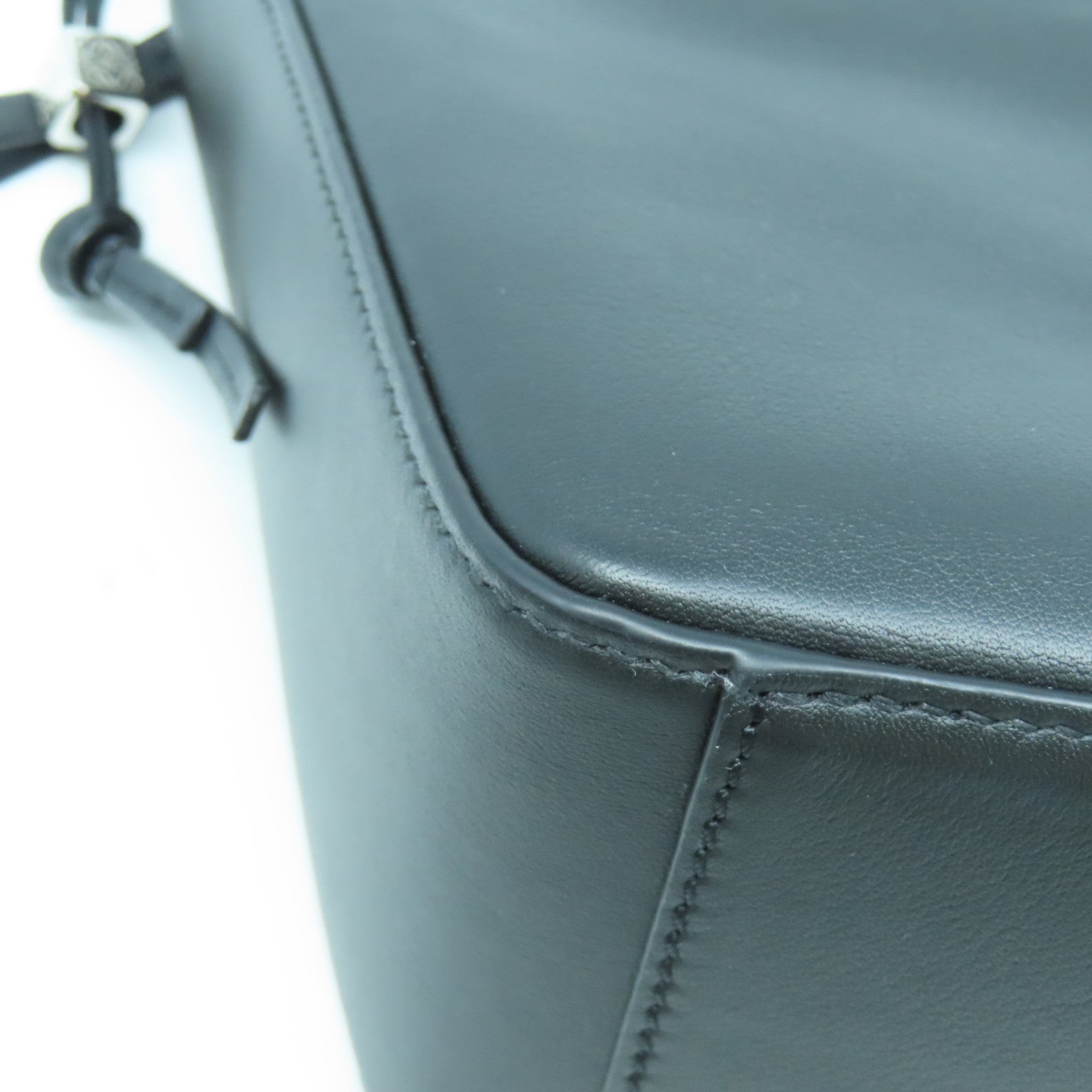 LOEWE 牛皮皮革Mini Hammock Hobo Bag In Classic銀扣手挽肩背兩用袋黑色
