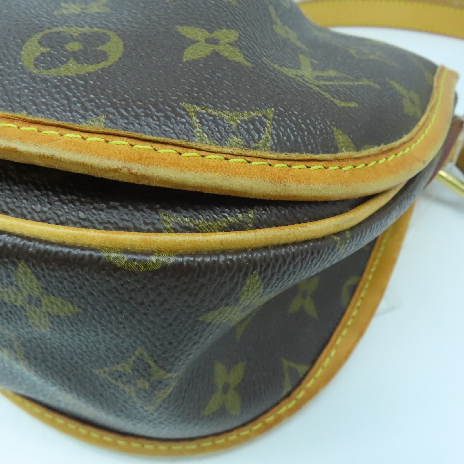 LOUIS VUITTON Monogram Menilmontant PM金扣肩背袋啡色