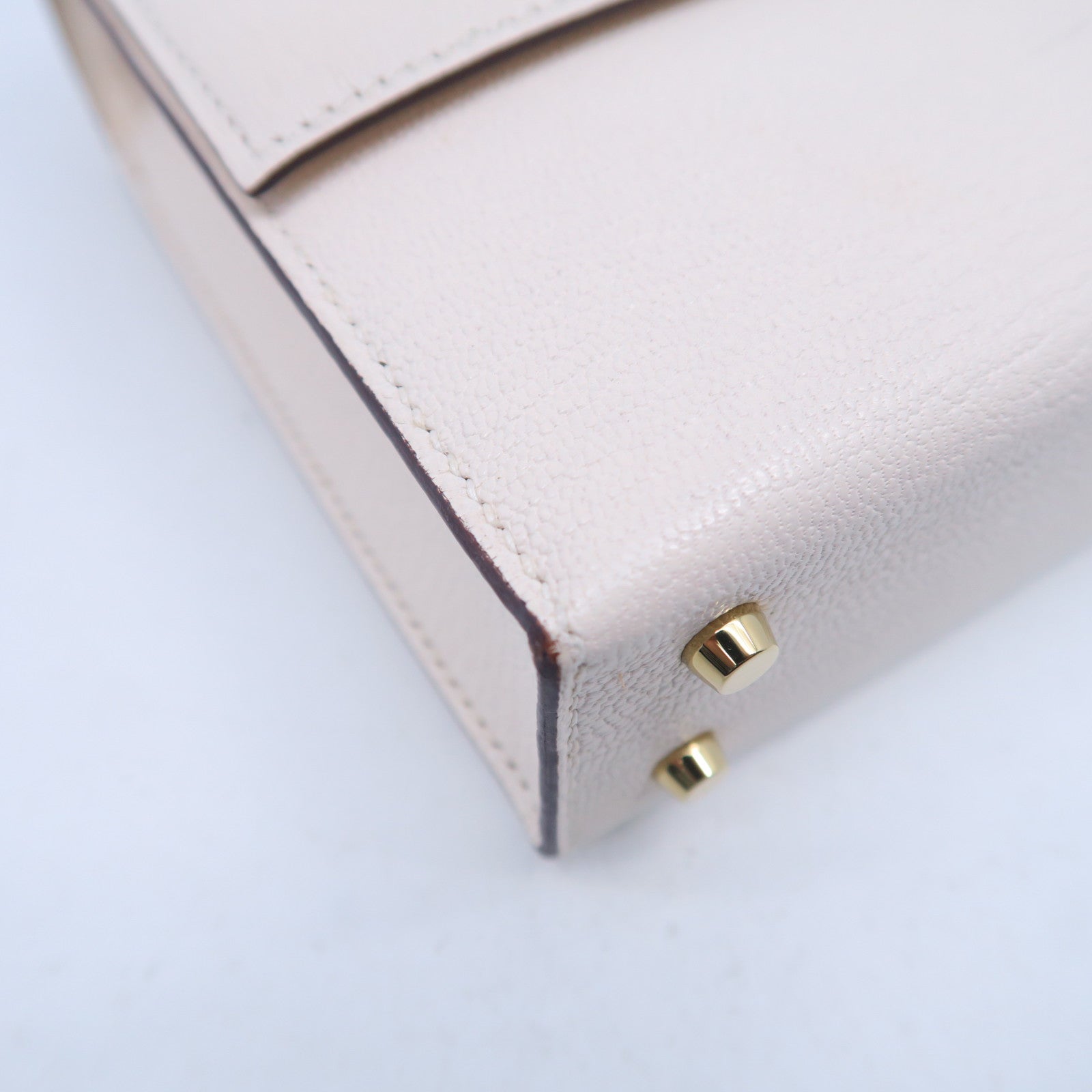 HERMES Chevre皮革Mini Verrou金扣鏈帶肩背袋Nata奶油白色