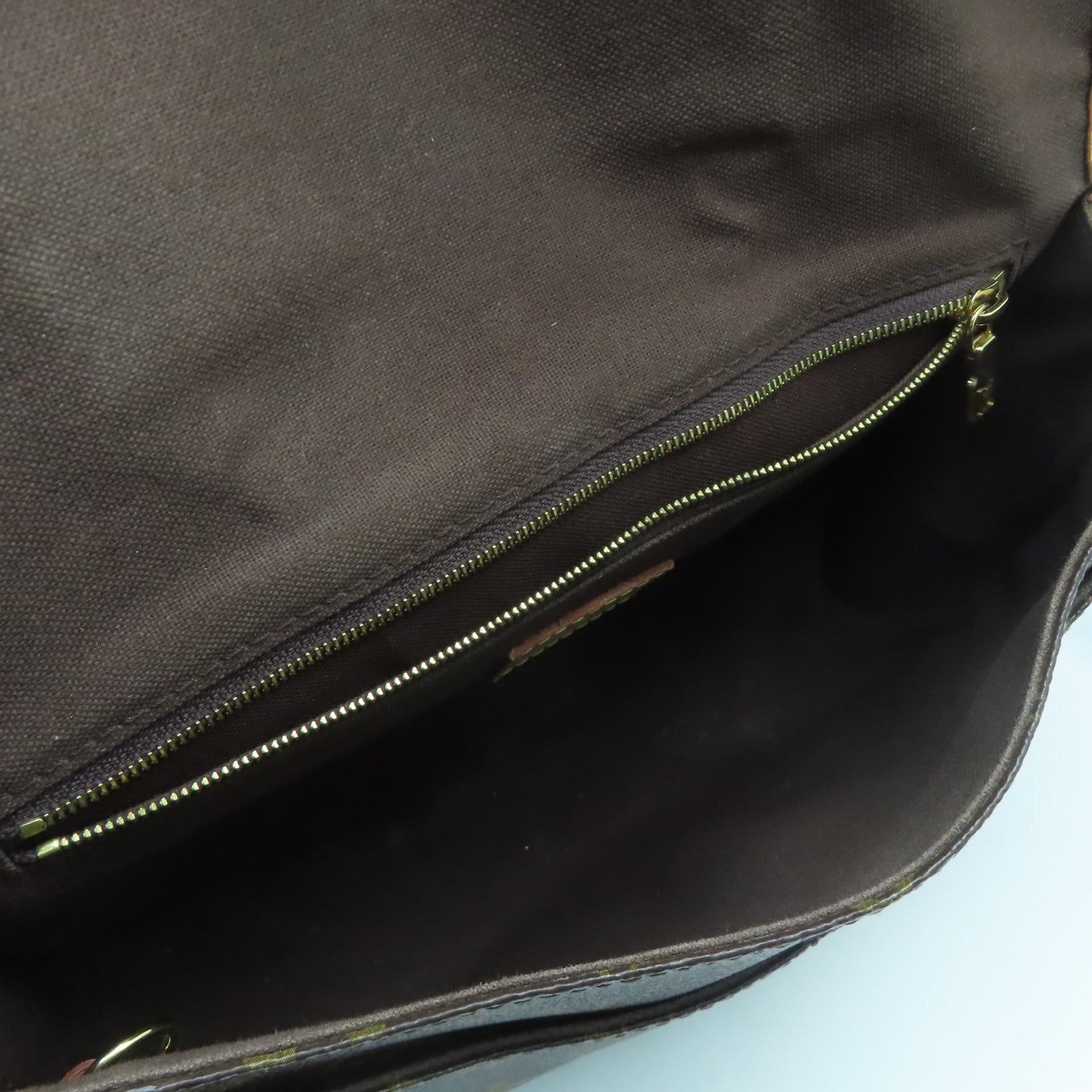LOUIS VUITTON Monogram Menilmontant PM金扣肩背袋啡色