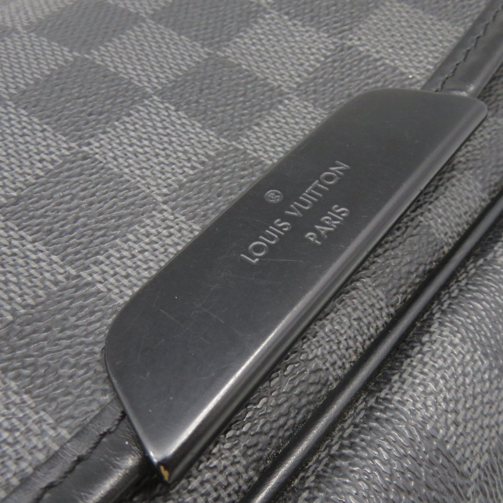 LOUIS VUITTON Damier Daniel GM Shoulder Bag肩背袋黑色