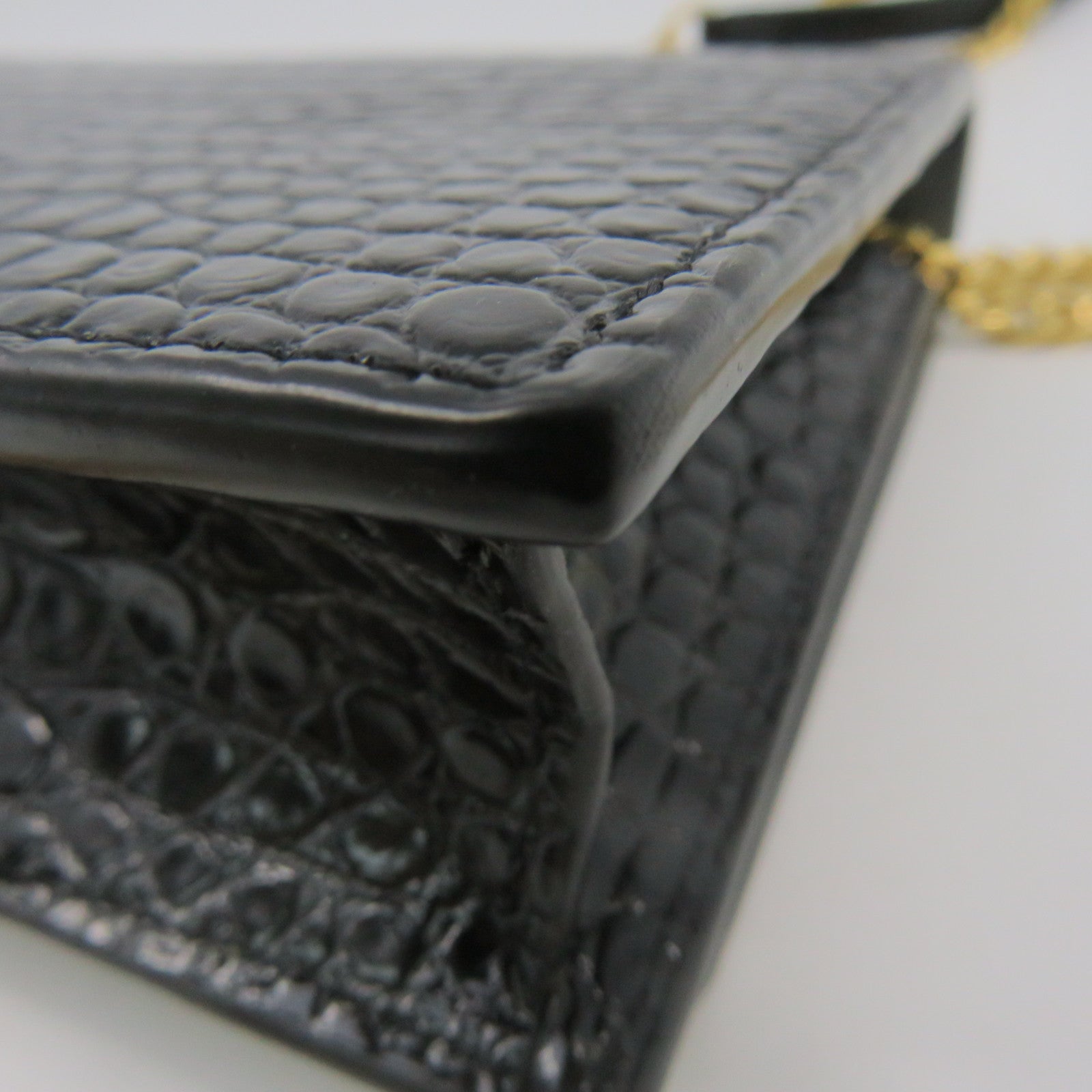 SAINT LAURENT 牛皮皮革Chain Shoulder金扣鏈帶肩背袋黑色
