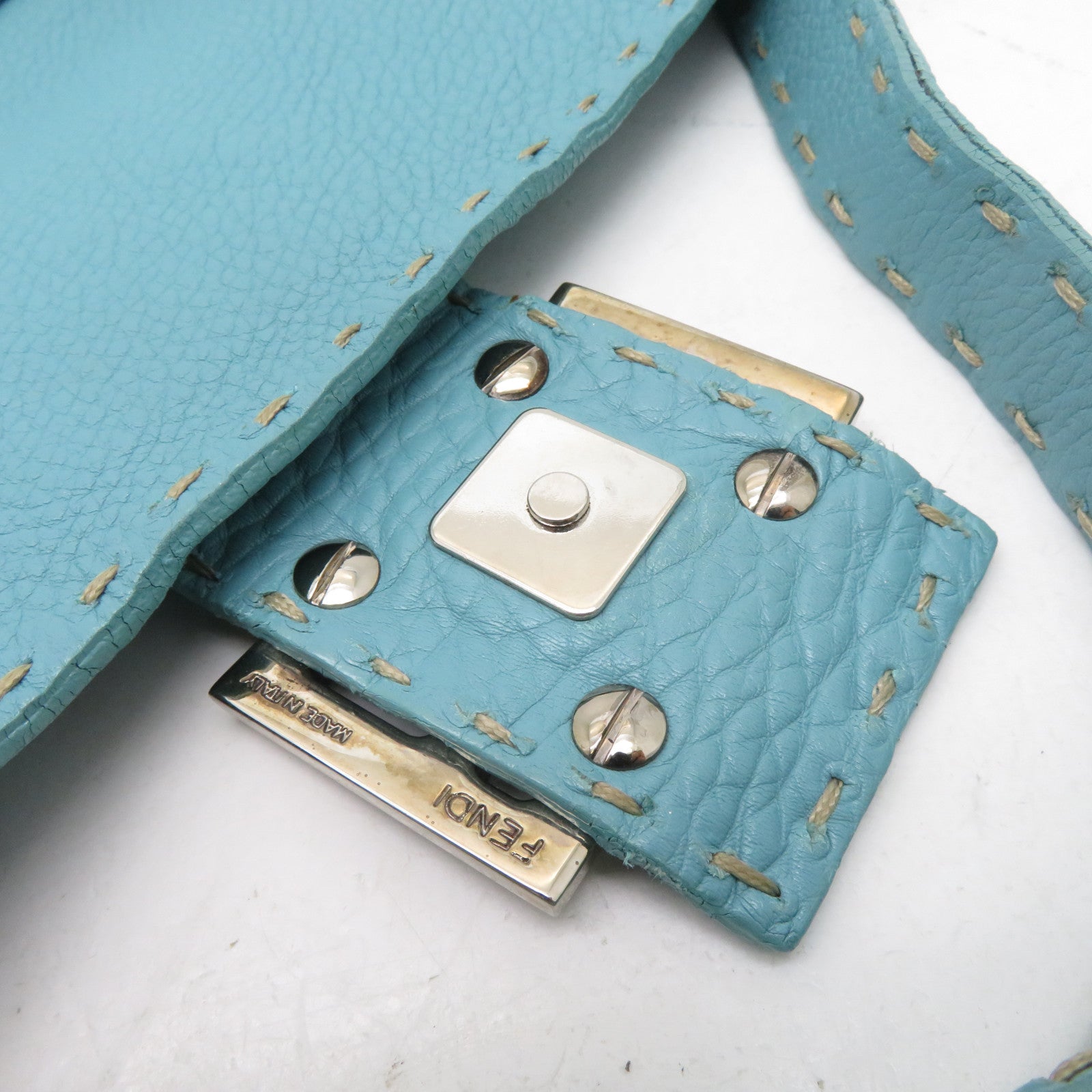 FENDI 牛皮皮革Shoulder Bag銀扣肩背袋藍色