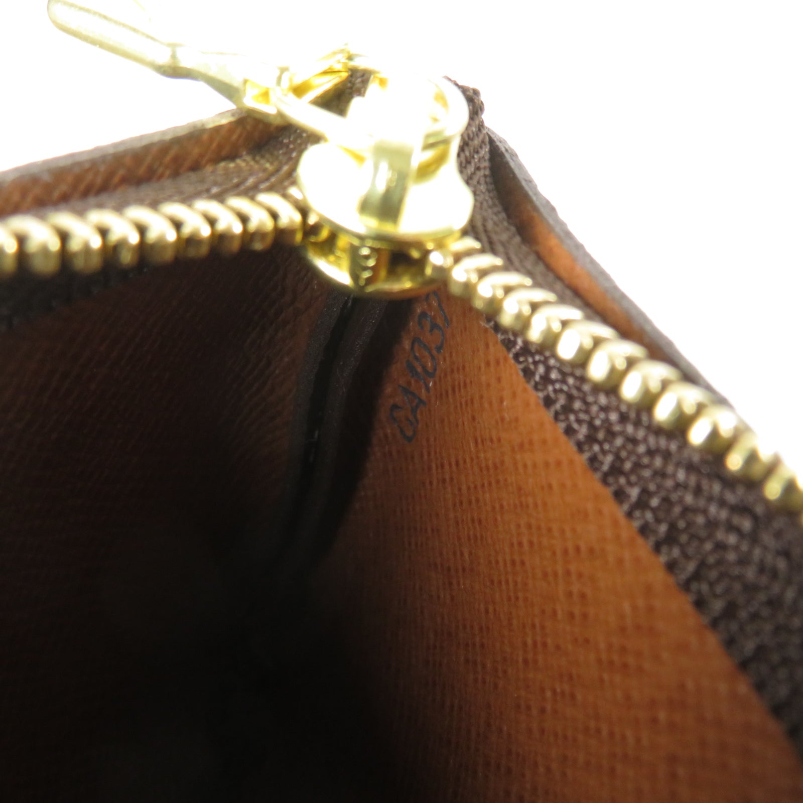 LOUIS VUITTON Monogram Key & Coin Case金扣Coin Case啡色