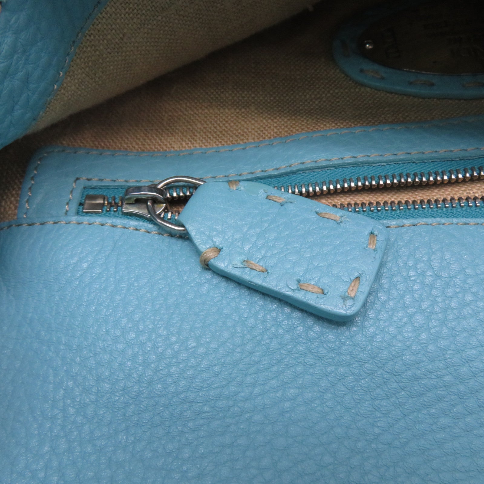 FENDI 牛皮皮革Shoulder Bag銀扣肩背袋藍色