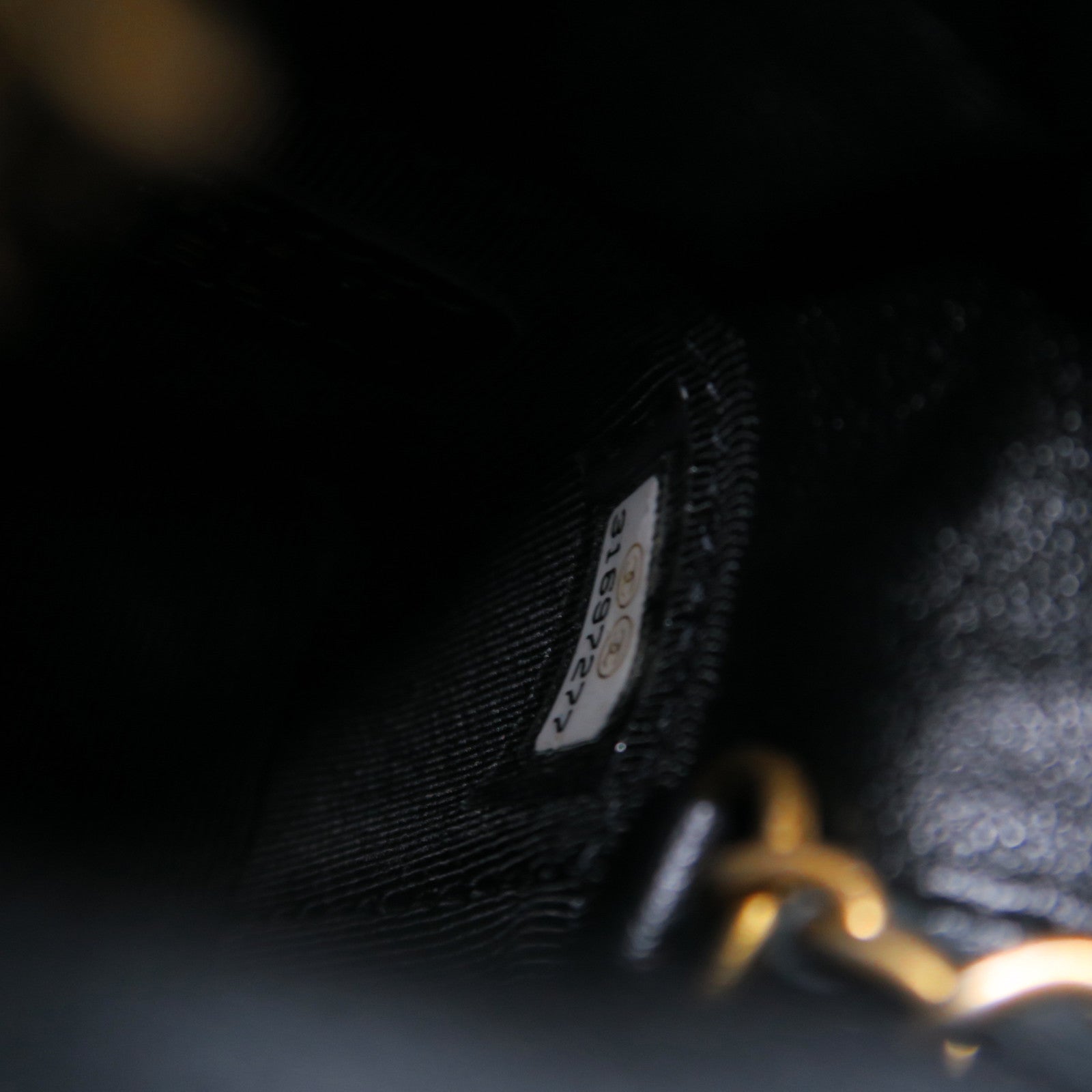 CHANEL 【激減優惠】菱格羊皮皮革Mini Chain Bag金扣鏈帶肩背袋黑色
