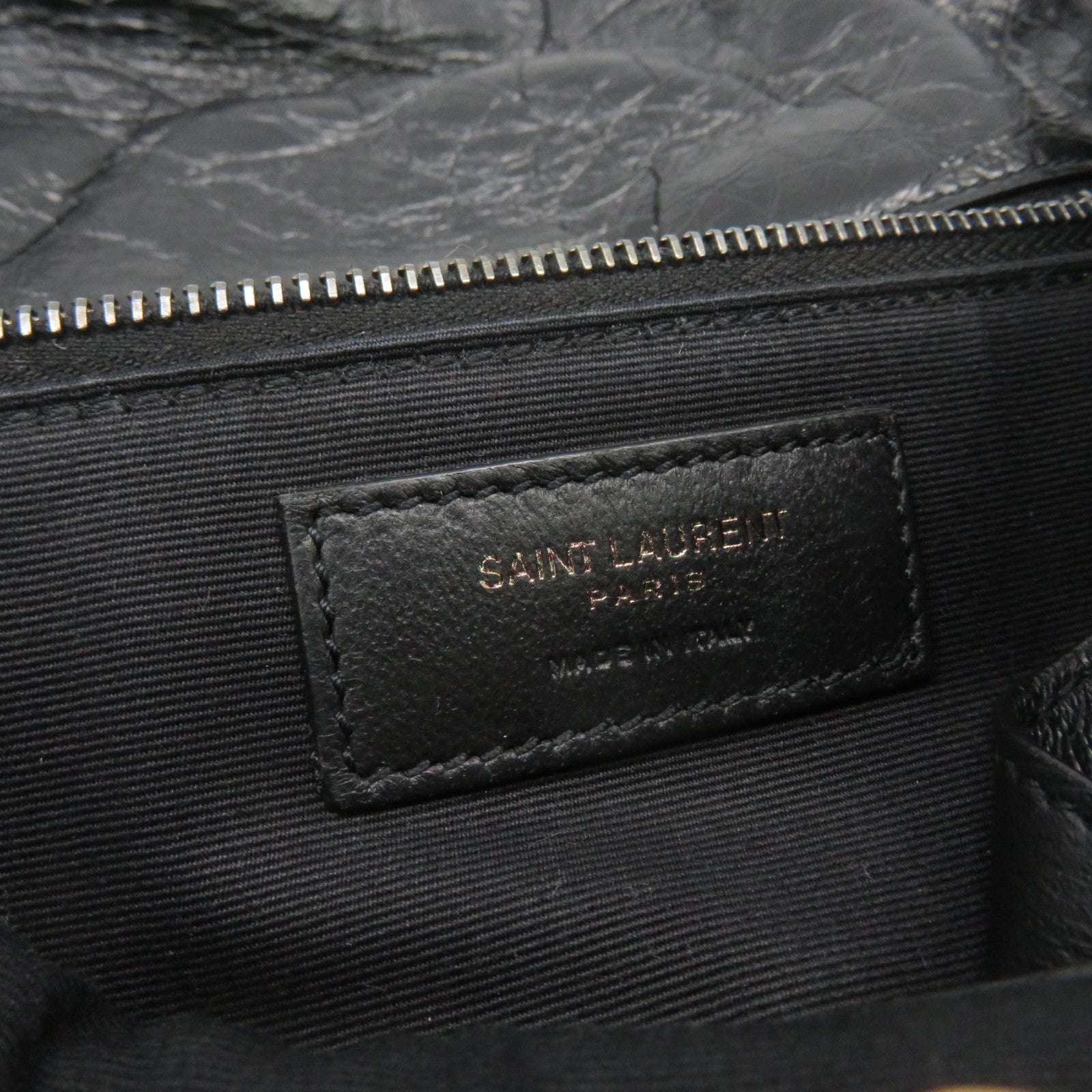 YVES SAINT LAURENT 牛皮皮革Niki Shoulder Bag銀扣鏈帶肩背袋黑色