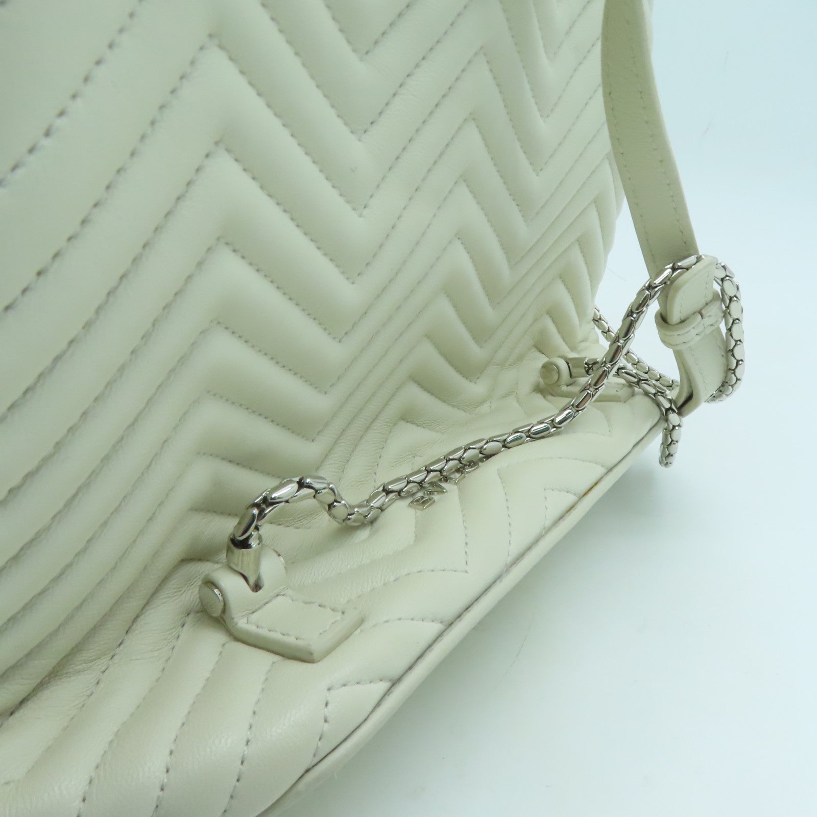 BVLGARI [sharp discount] twill cowhide leather Backpack silver buckle backpack white