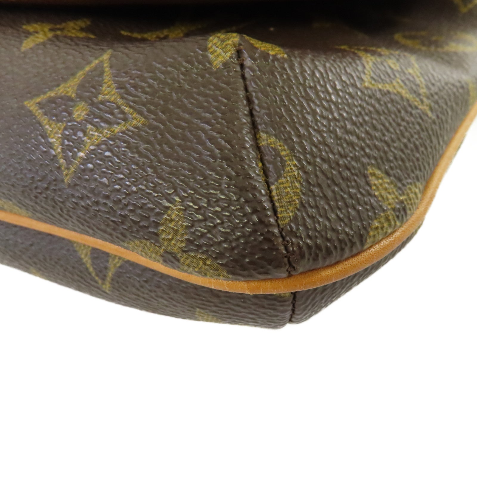 LOUIS VUITTON Monogram Musette Tango Shoulder Bag金扣肩背袋啡色