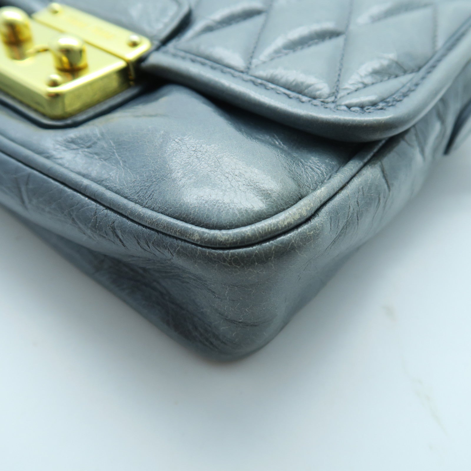 Miu Miu 牛皮皮革Shoulder Bag金扣肩背袋灰色