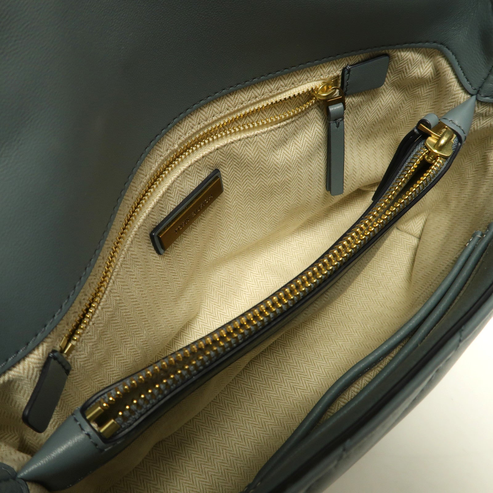 Tory Burch 羊皮皮革Kira Chevron Convertible金扣鏈帶肩背袋藍色