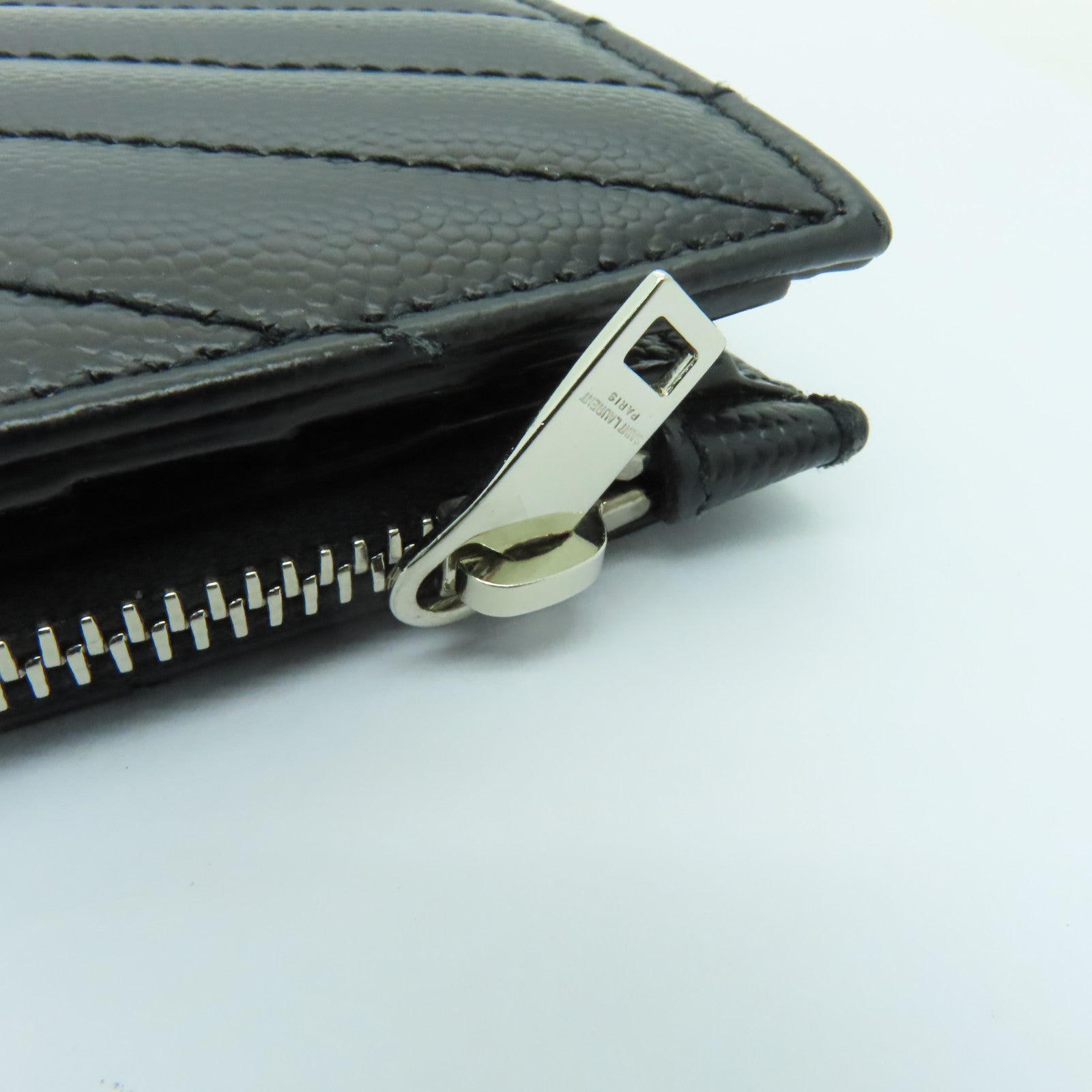 SAINT LAURENT 牛皮皮革Wallet銀扣錢包黒色