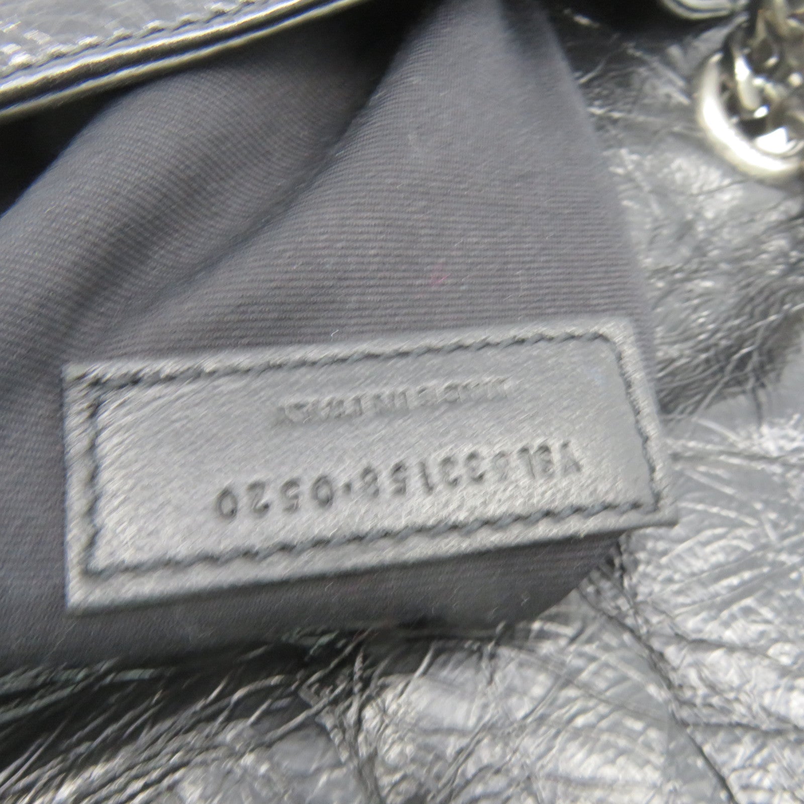 YVES SAINT LAURENT 牛皮皮革Niki Shoulder Bag銀扣鏈帶肩背袋黑色