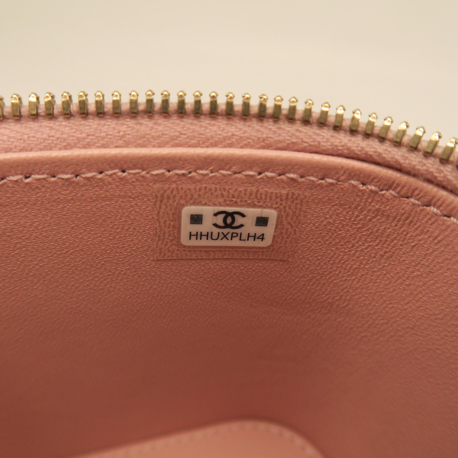 CHANEL Diamond Sheepskin Leather Vanity Case Gold Buckle Shoulder Bag Pink