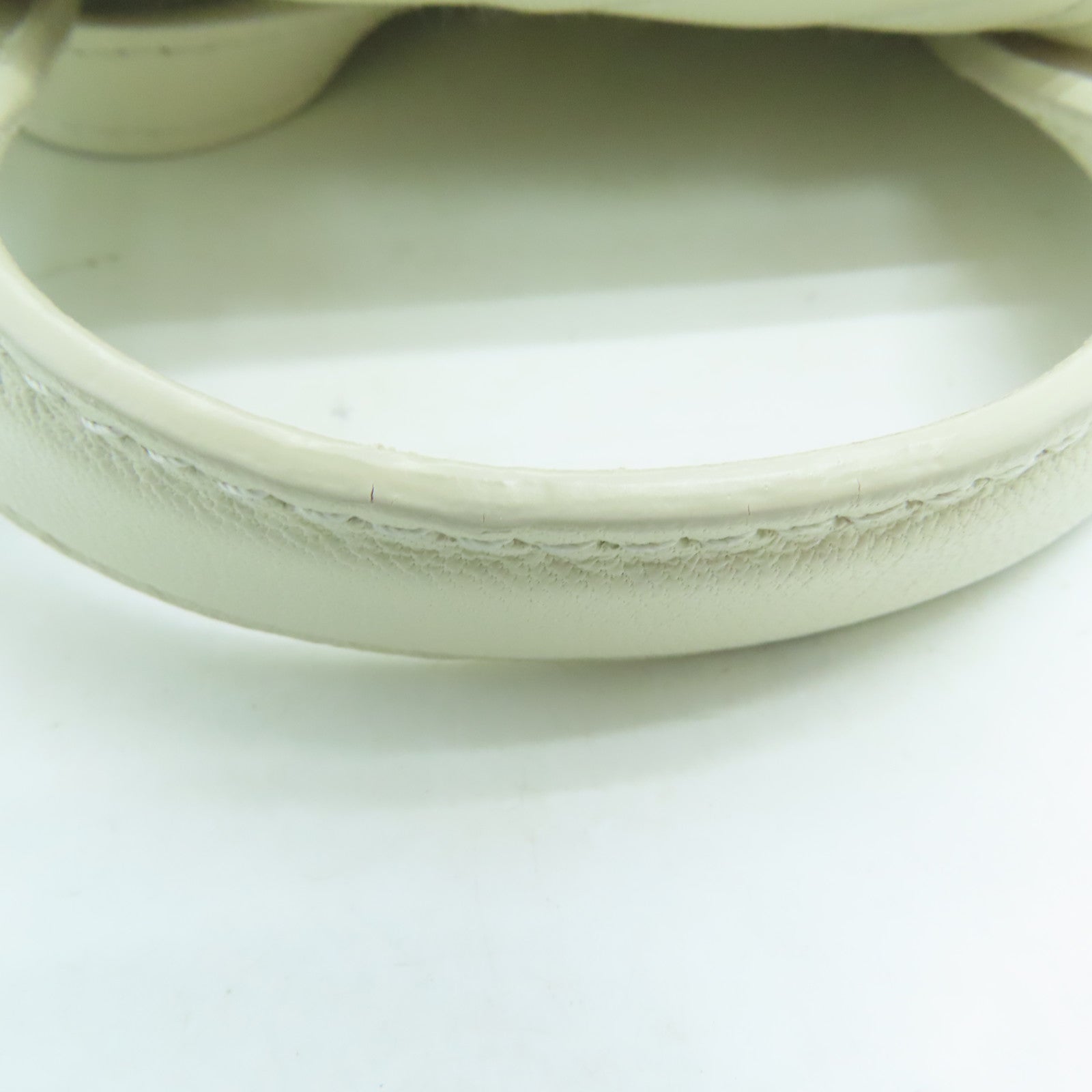 BVLGARI [sharp discount] twill cowhide leather Backpack silver buckle backpack white