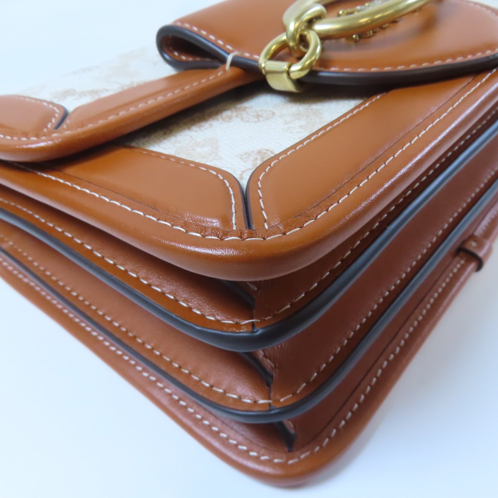 COACH 塗層帆布2 Way Bag金扣手挽肩背兩用袋啡色/白色