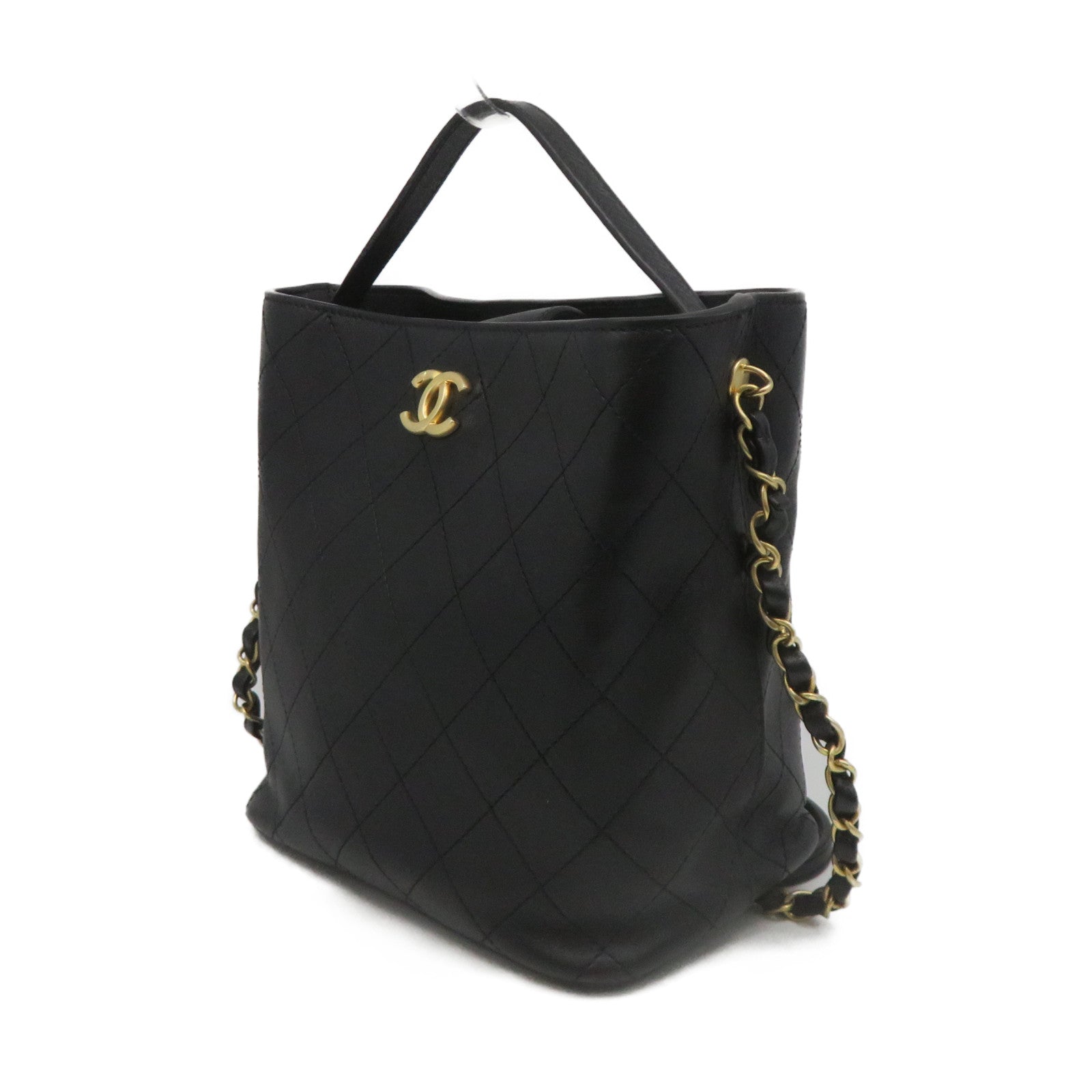 CHANEL Lingge cowhide leather Bucket Bag gold buckle chain belt handle shoulder bag black
