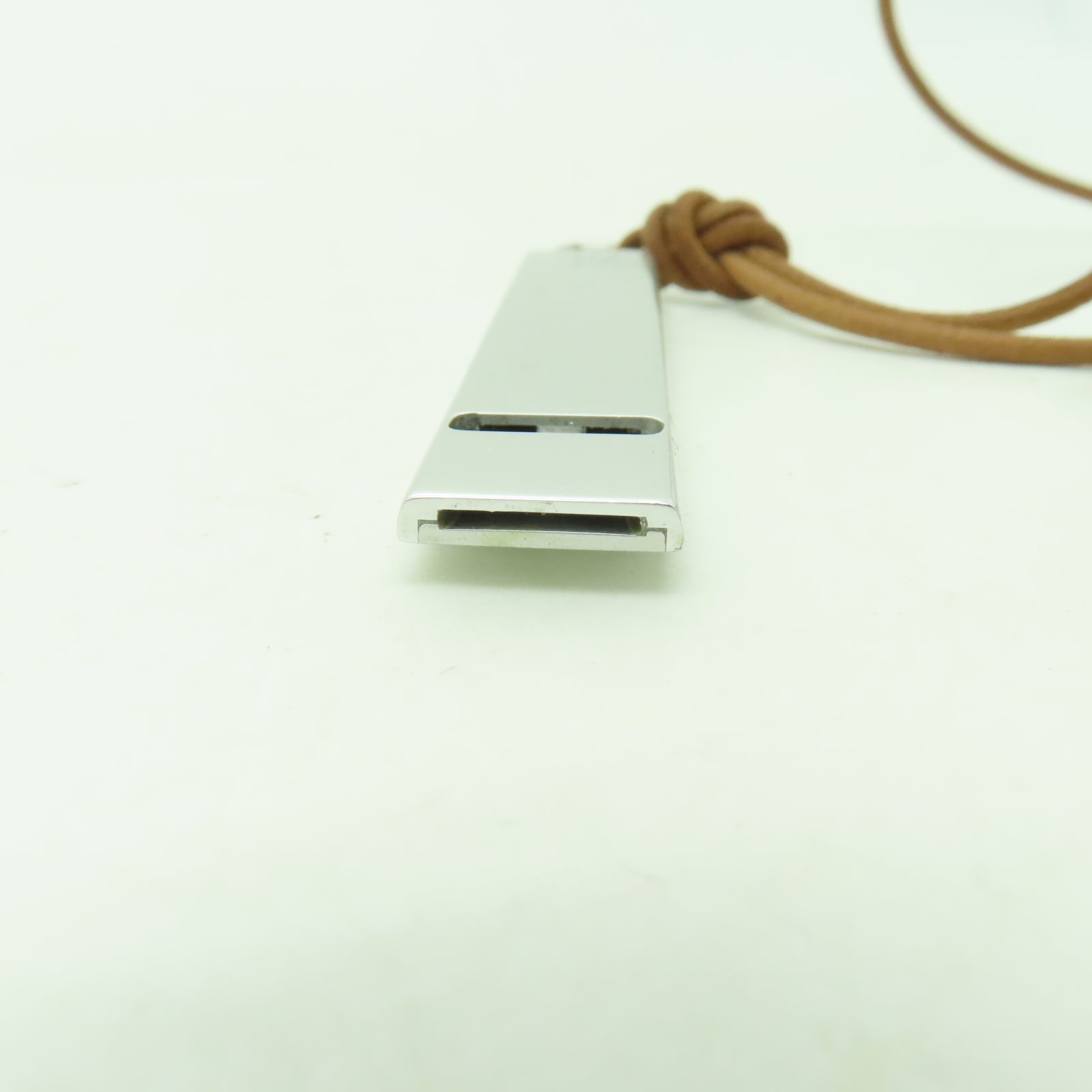 LOUIS VUITTON 金屬Cup 2000 Limited Whistle Necklace項鍊銀色