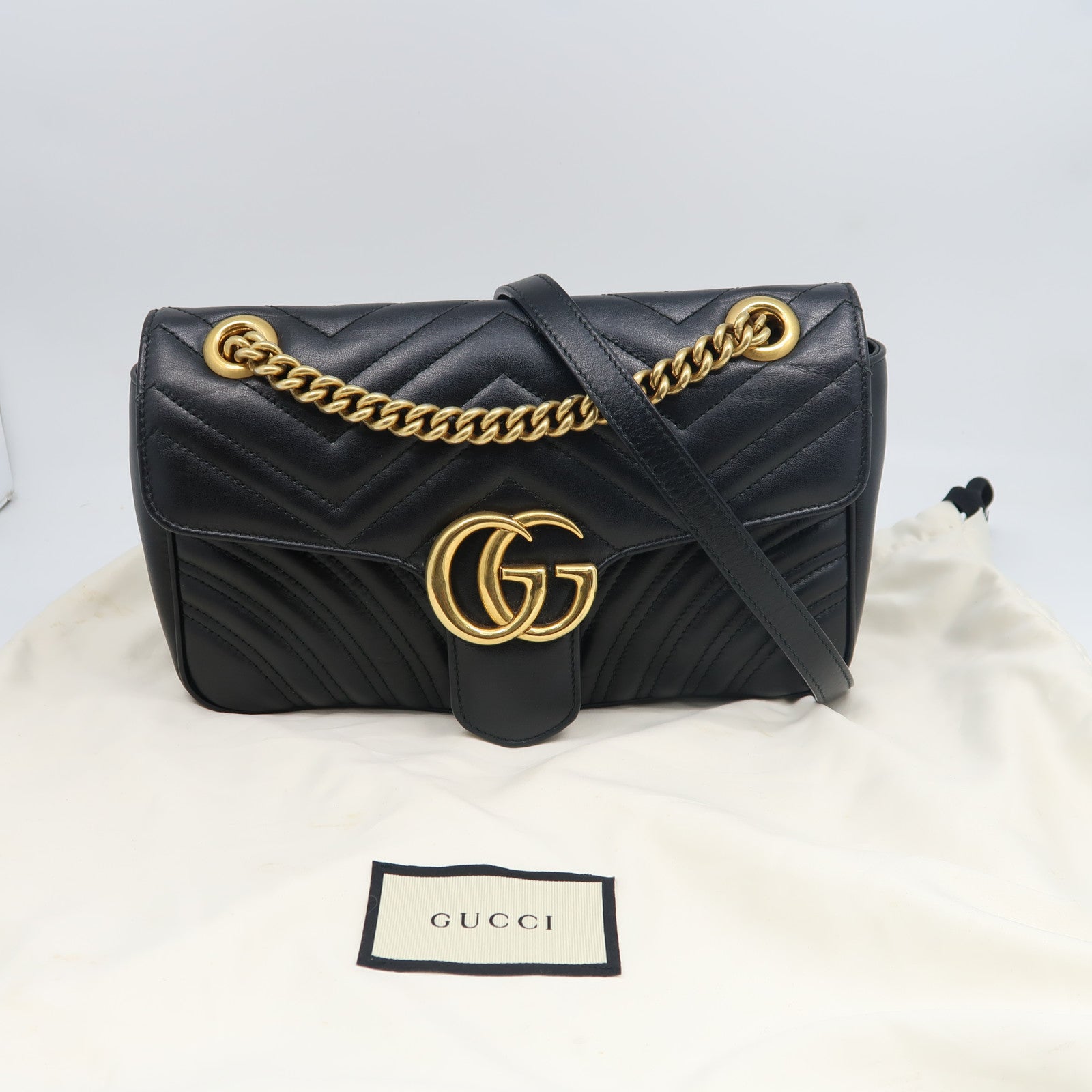GUCCI 牛皮皮革GG Marmont金扣鏈帶肩背袋黑色