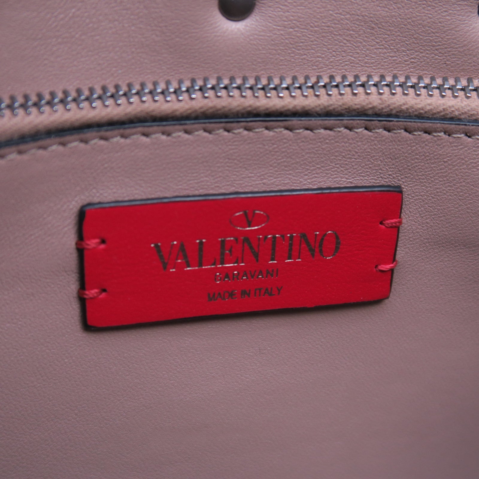 Valentino 牛皮皮革Chain Shoulder Bag銀扣鏈帶肩背袋黑色