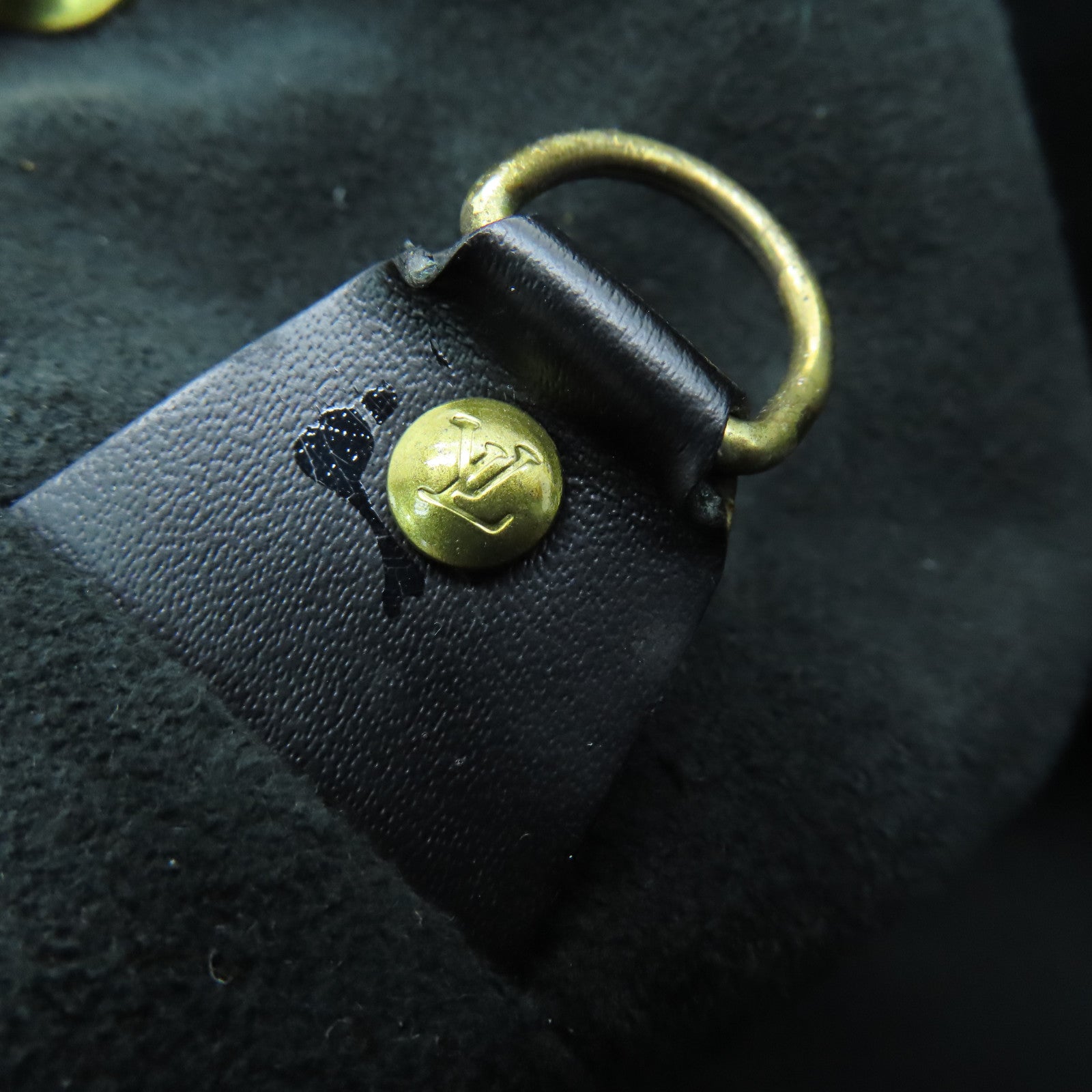 LOUIS VUITTON 【激減優惠】Epi Petite Noe Shoulder Bag金扣肩背袋黑色