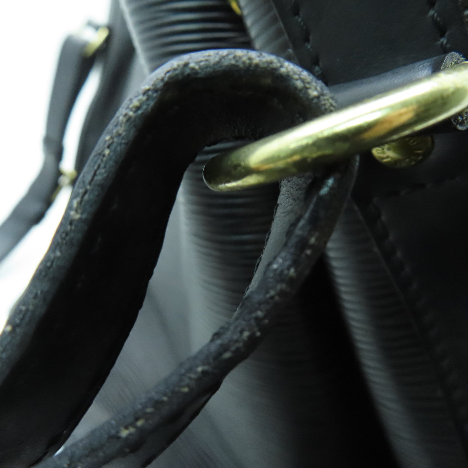 LOUIS VUITTON 【激減優惠】Epi Petite Noe Shoulder Bag金扣肩背袋黑色