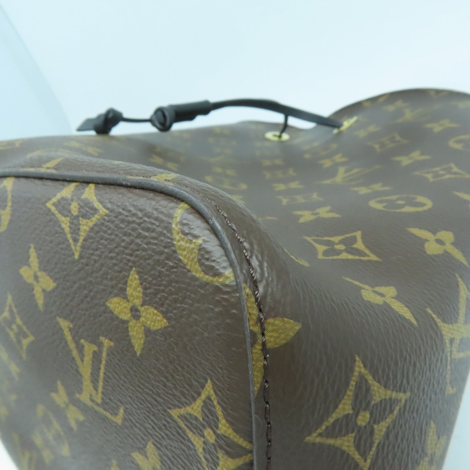 LOUIS VUITTON Monogram Neo Noe MM金扣肩背袋啡色