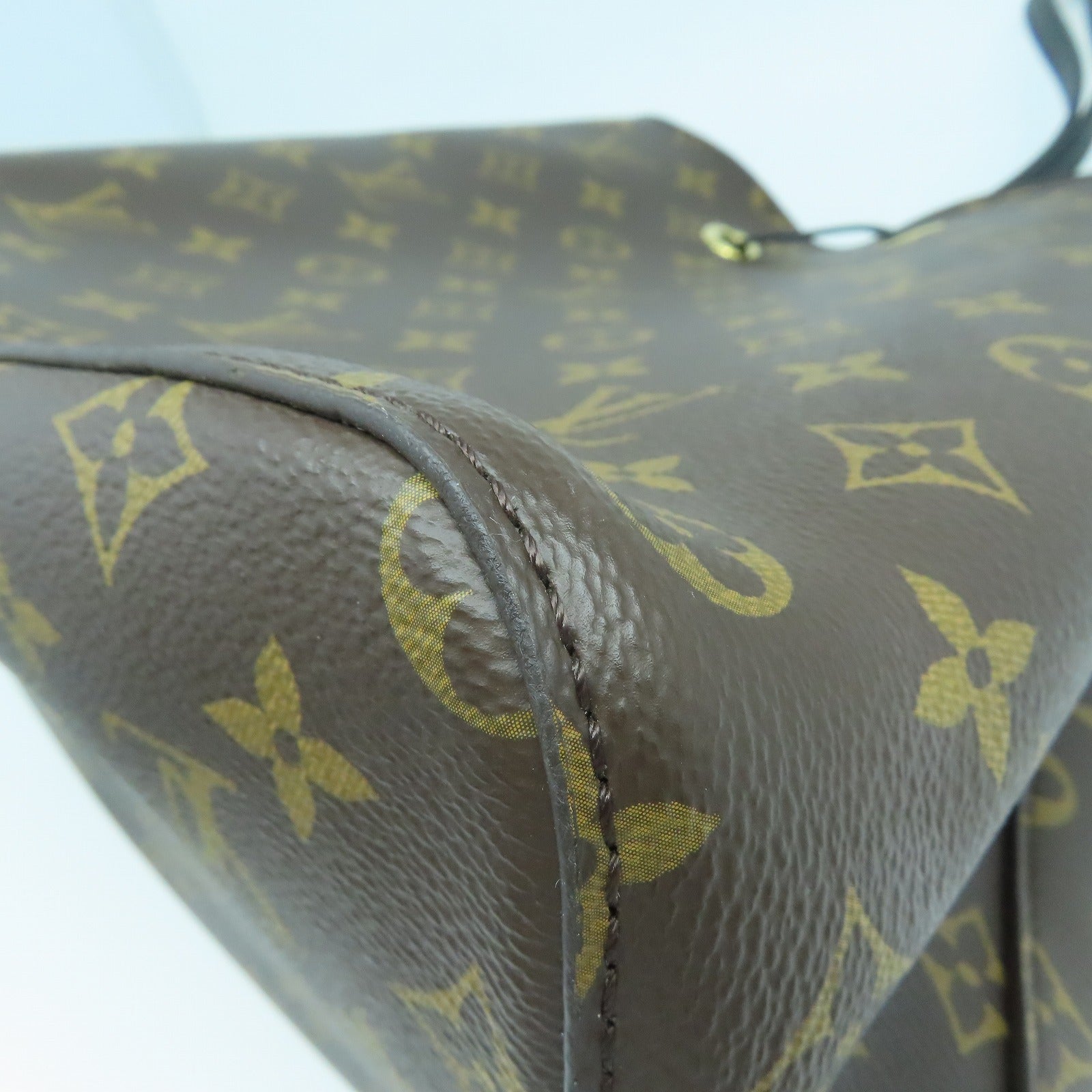 LOUIS VUITTON Monogram Neo Noe MM金扣肩背袋啡色