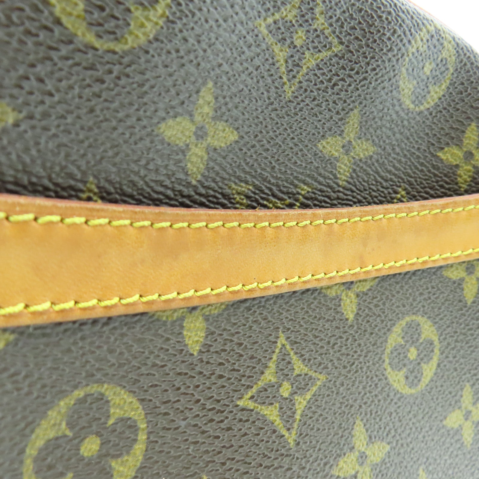 LOUIS VUITTON Monogram Blois Shoulder Bag金扣肩背袋啡色