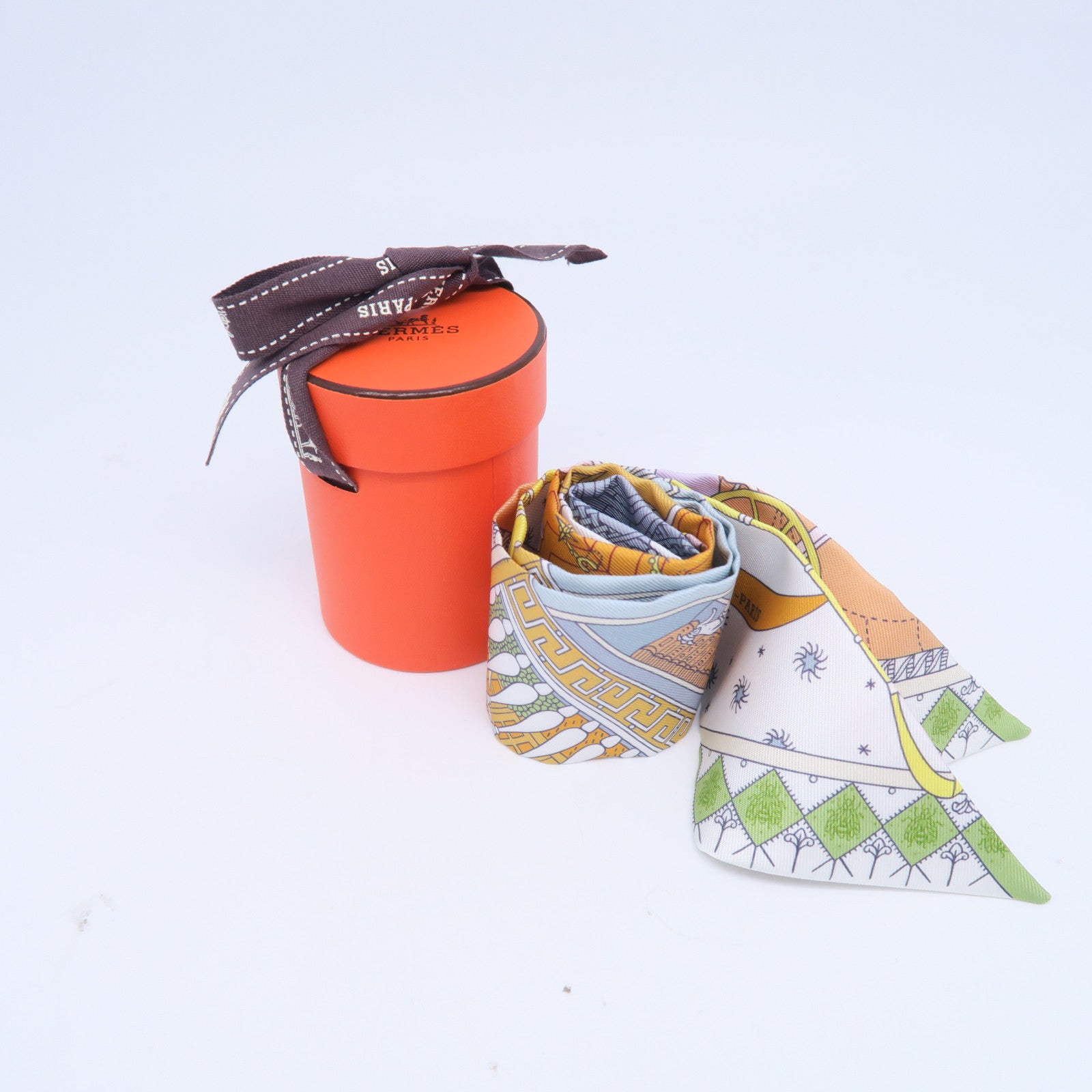 HERMES 絲質Twilly絲巾白色/淺藍色/淺綠色/黃色
