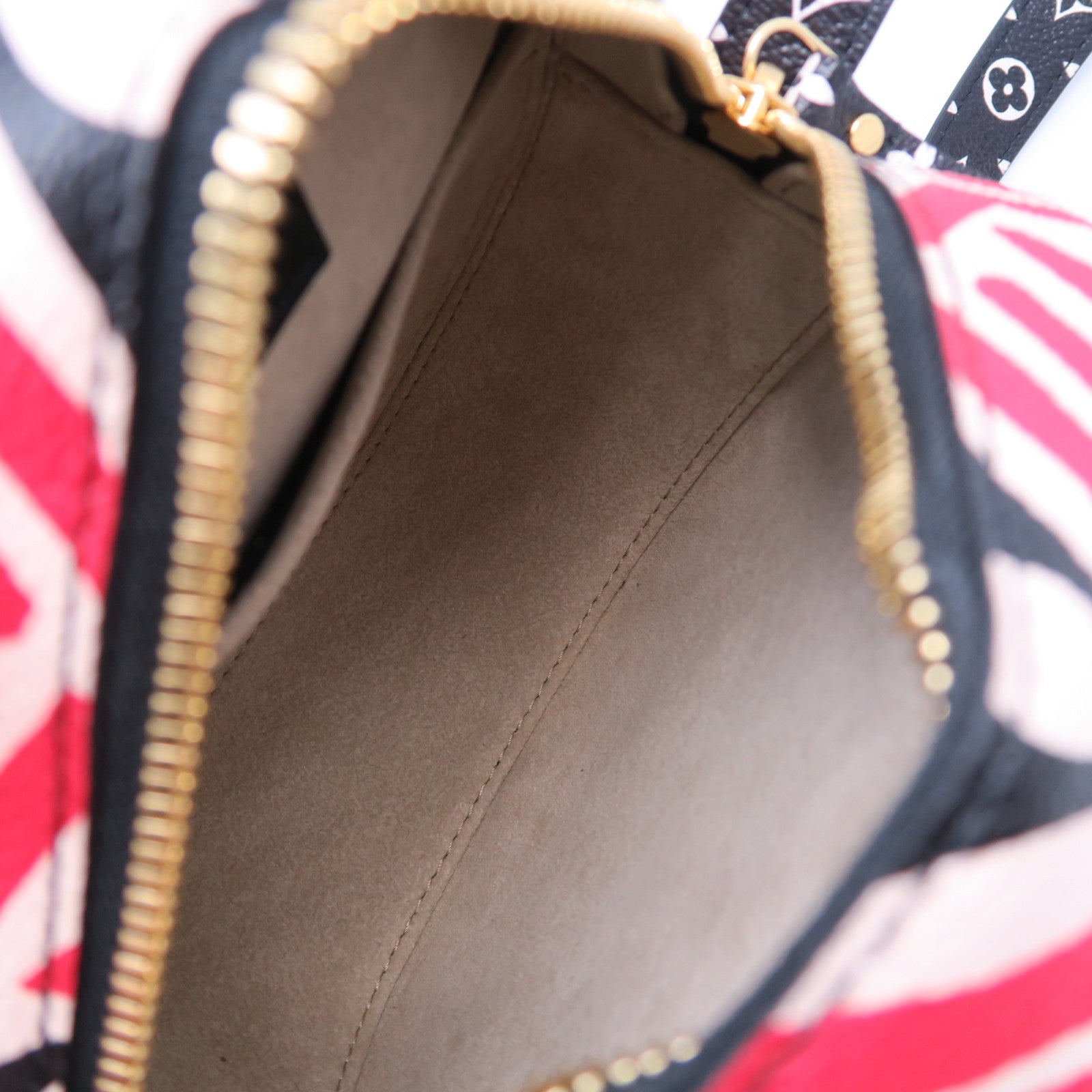 LOUIS VUITTON 【激減優惠】Monogram Giant Boite Chapeau金扣肩背袋紅色/黑色/白色