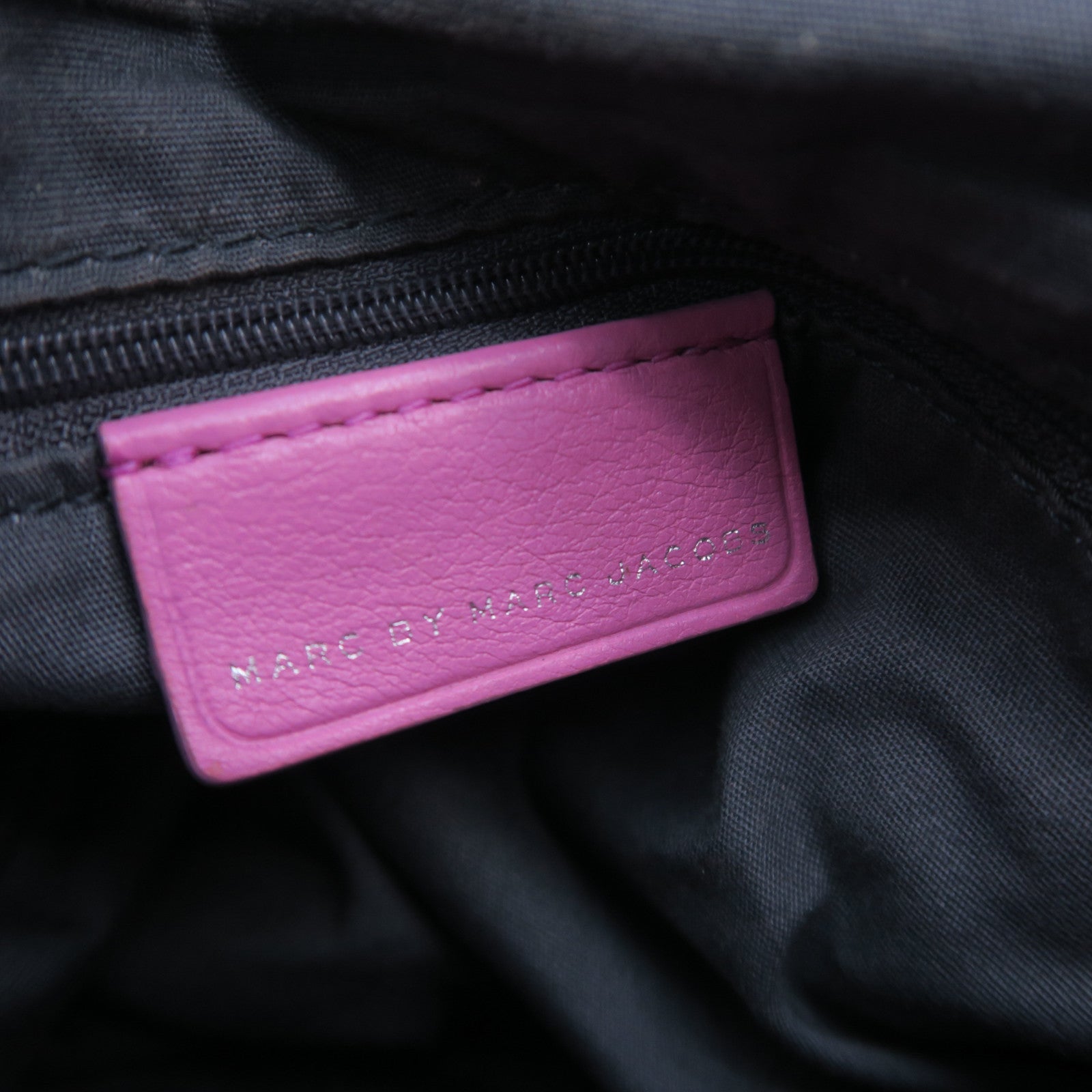 MARC BY MARC JACOBS 牛皮皮革Shoulder Bag銀扣肩背袋粉紅色