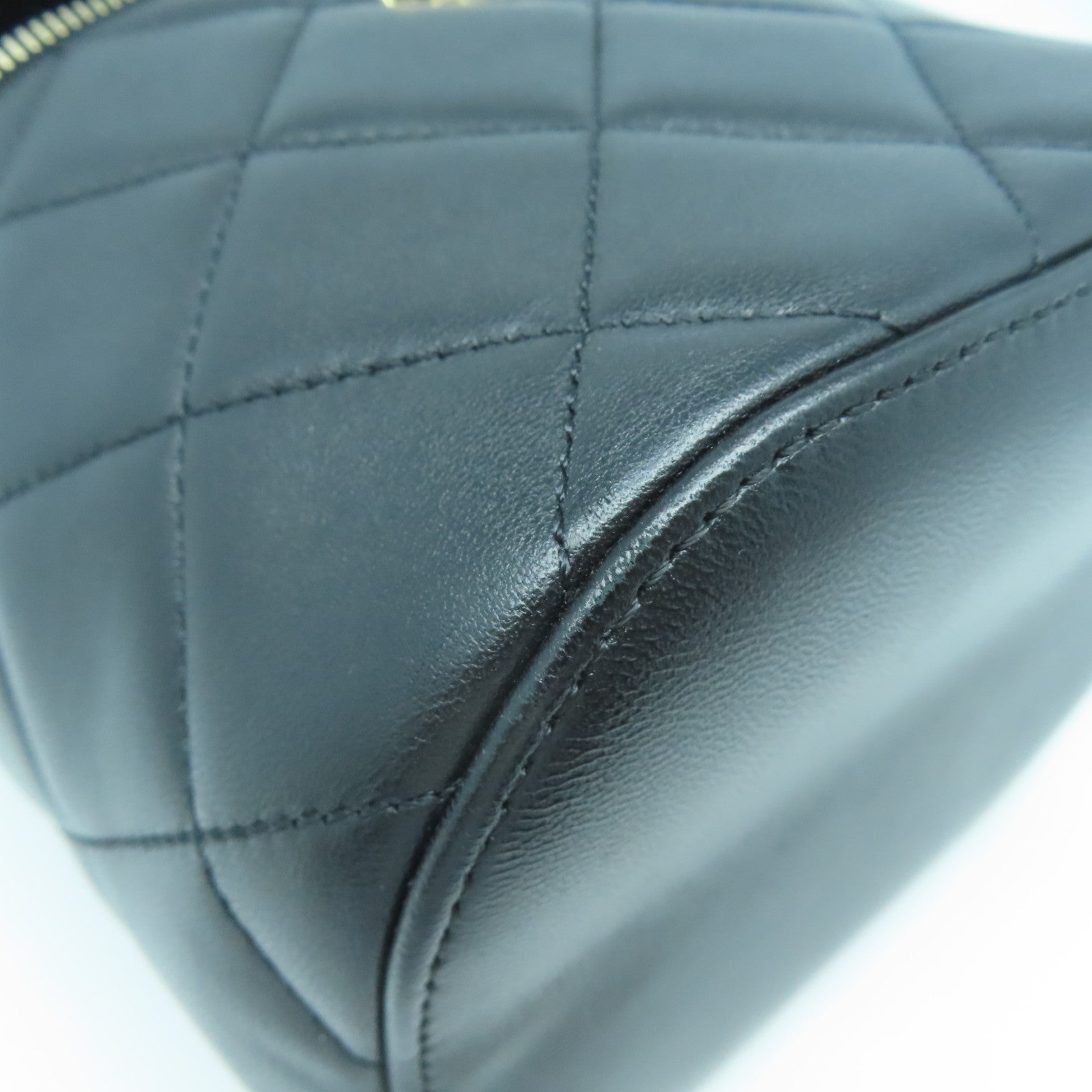 CHANEL 菱格羊皮皮革Trendy CC Vanity Case金扣手挽肩背兩用袋黑色