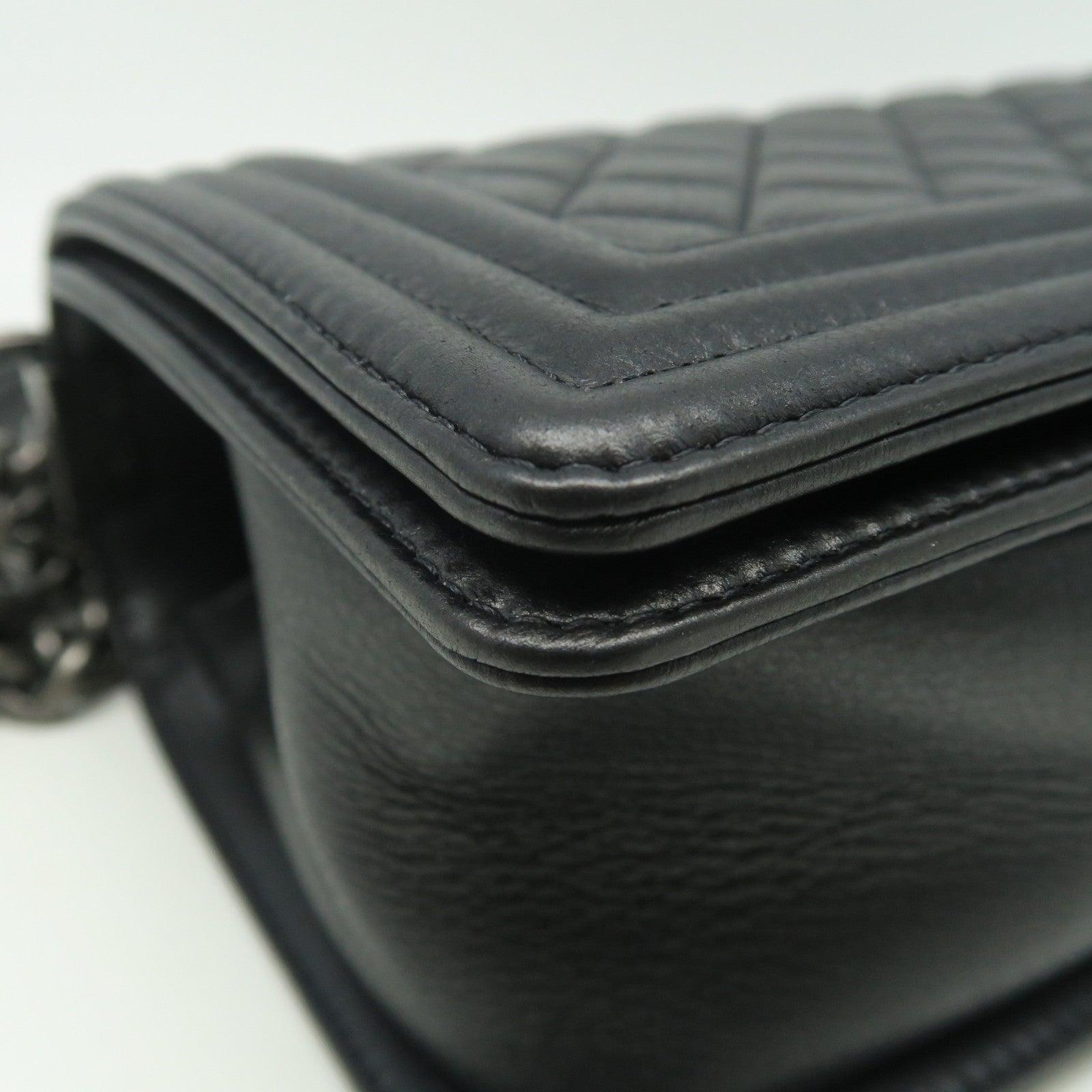 CHANEL Diamond Sheepskin Leather Boy Chanel 25cm Silver Buckle Chain Shoulder Bag Black