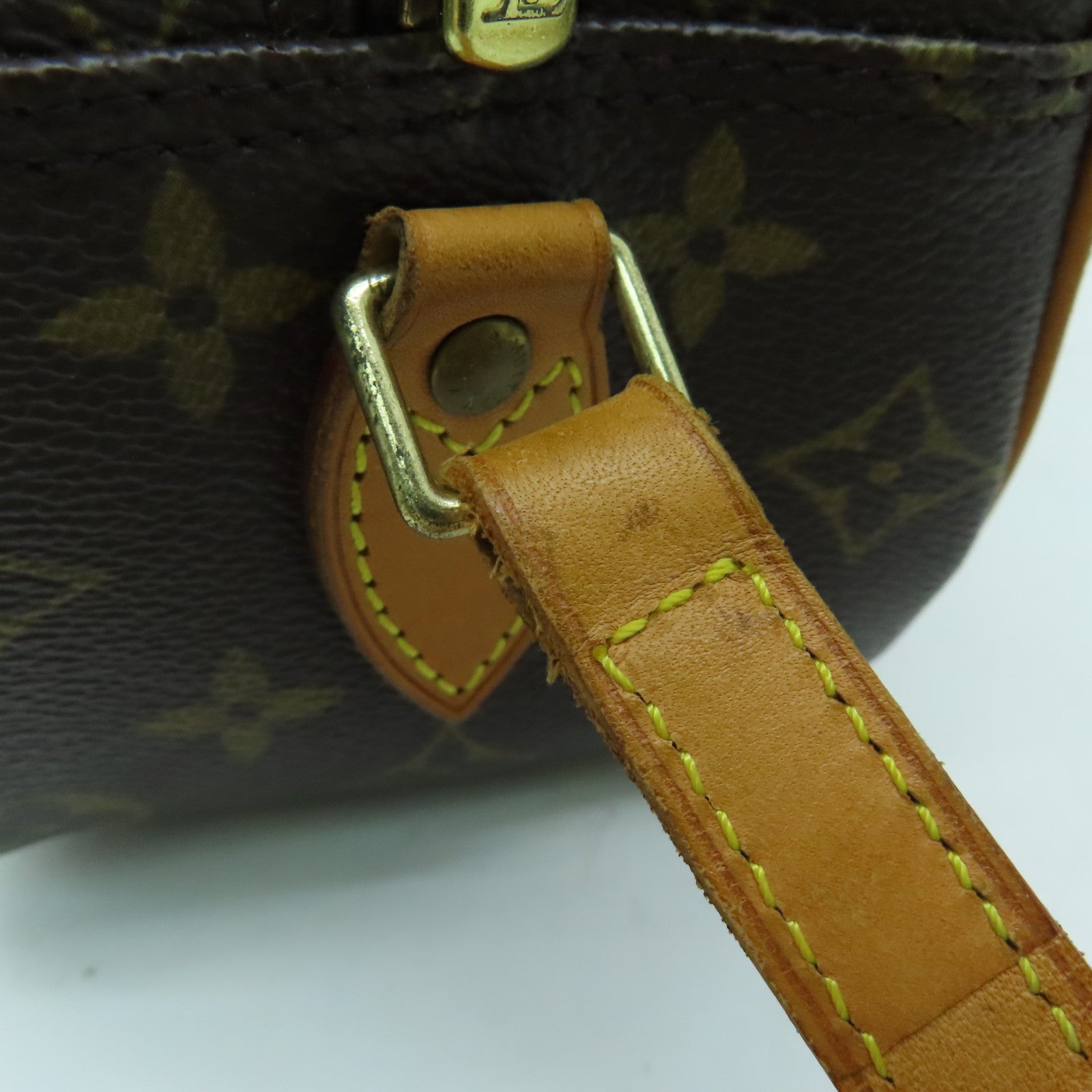 LOUIS VUITTON Monogram Blois Shoulder Bag金扣肩背袋啡色
